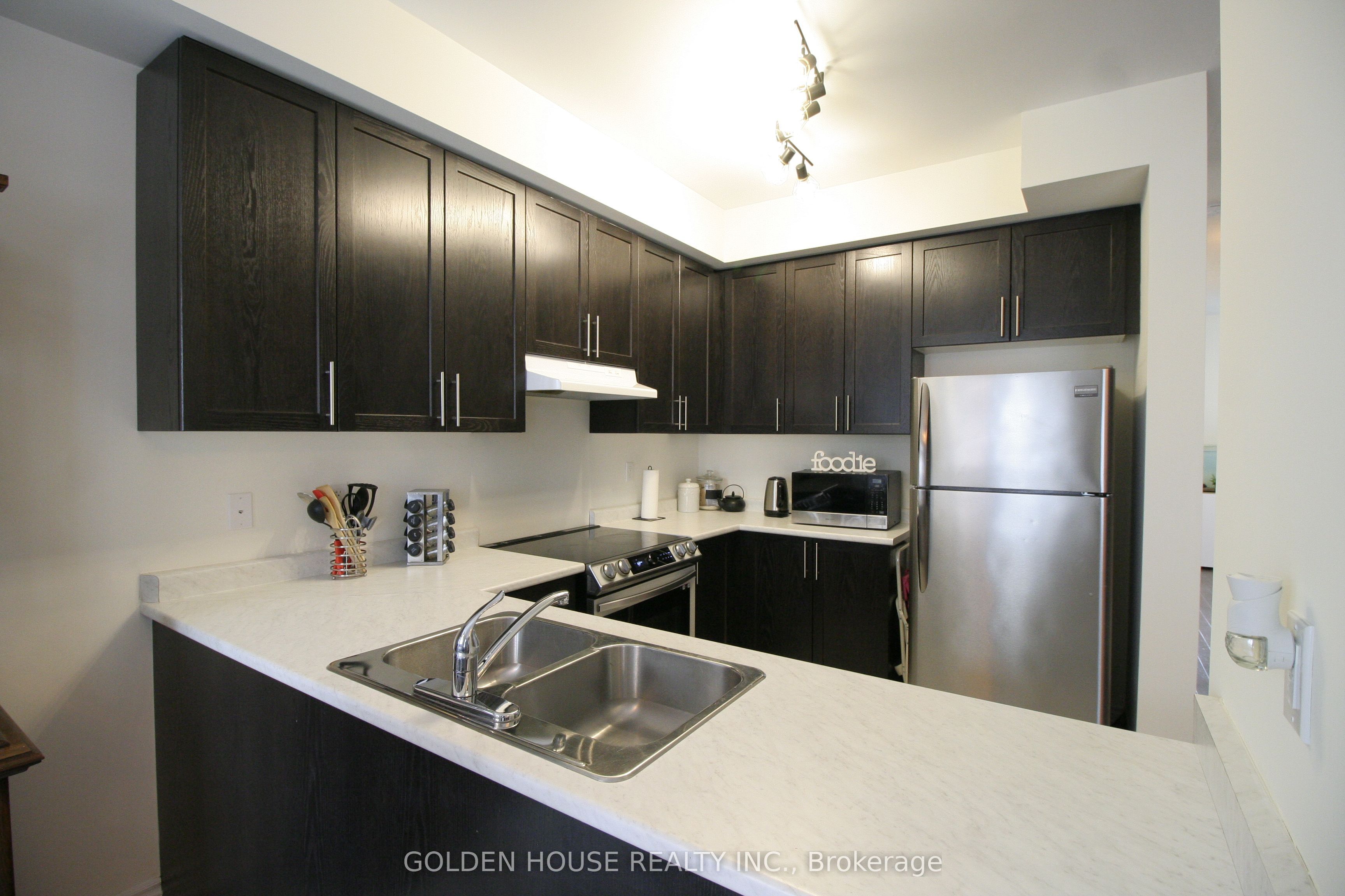 Additional image 6 of 402-2540 William Jackson Drive, Pickering, ON, L1X 0E4