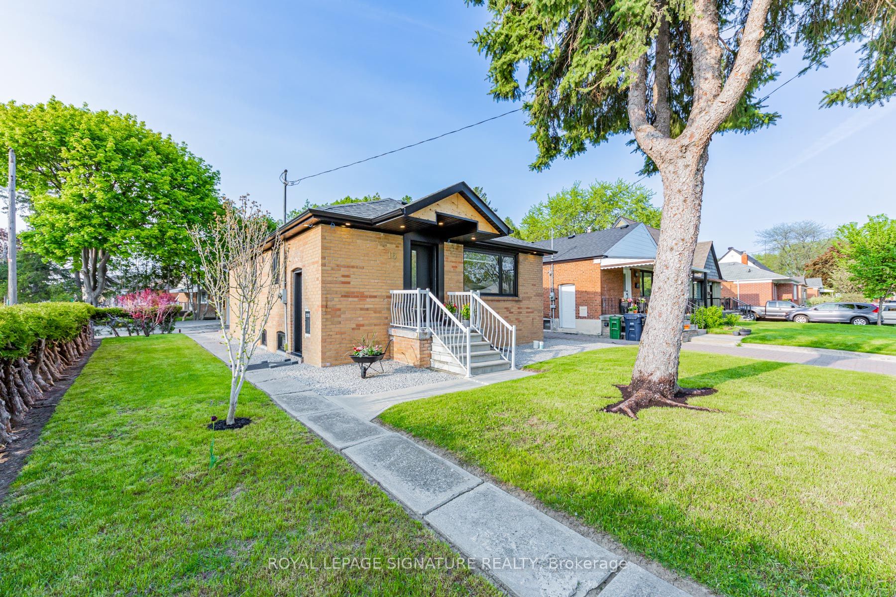Bsmt-16 Boem Avenue, Toronto, ON, M1R 3T1