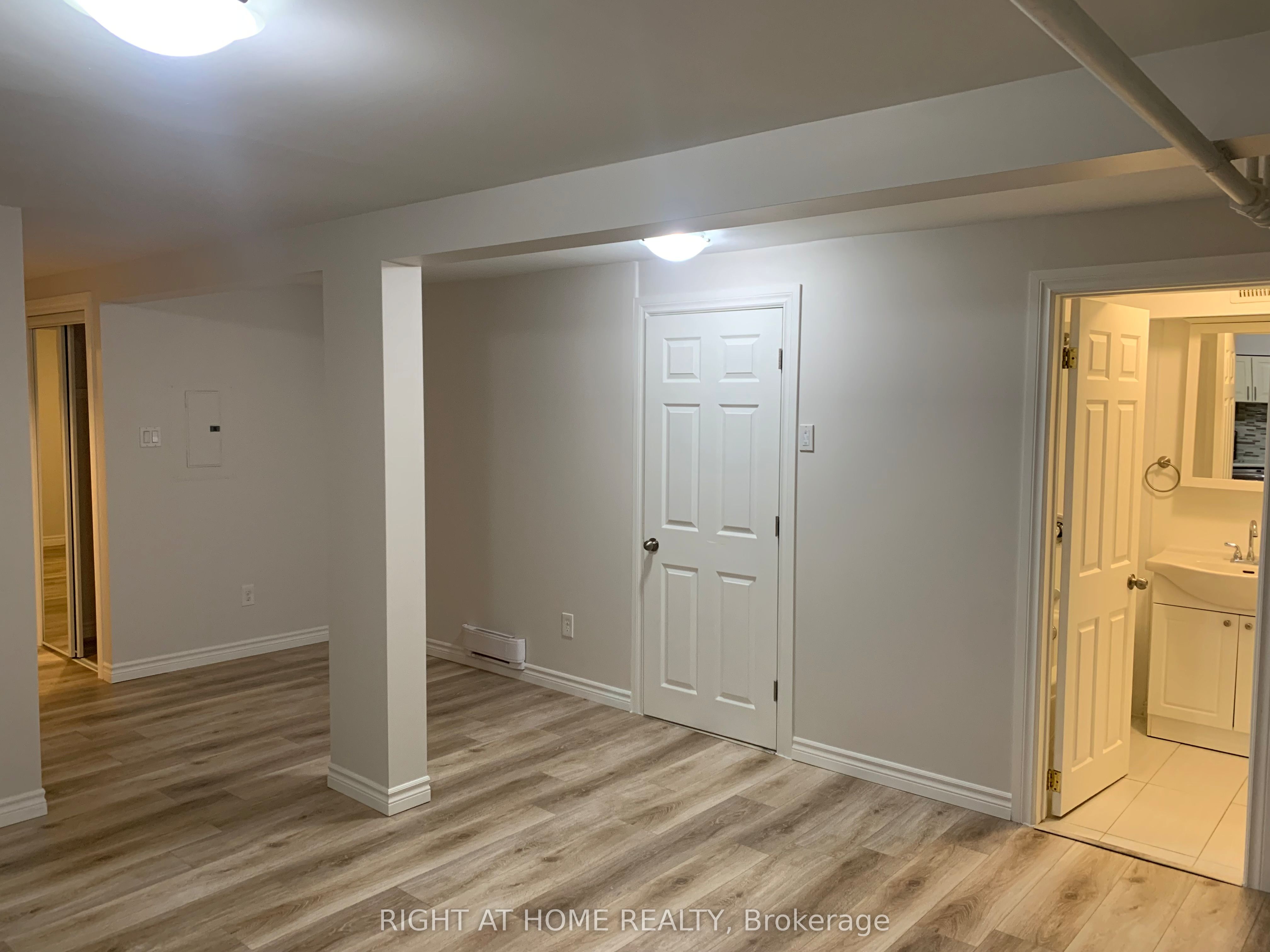 Additional image 6 of 701 The Queensway Avenue, Toronto, ON, M8Y 1L2