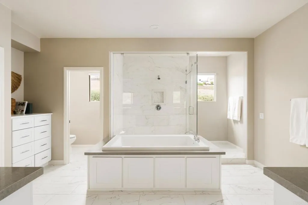 Additional image 20 of 21847 Gallop Way, Escondido, CA 92029