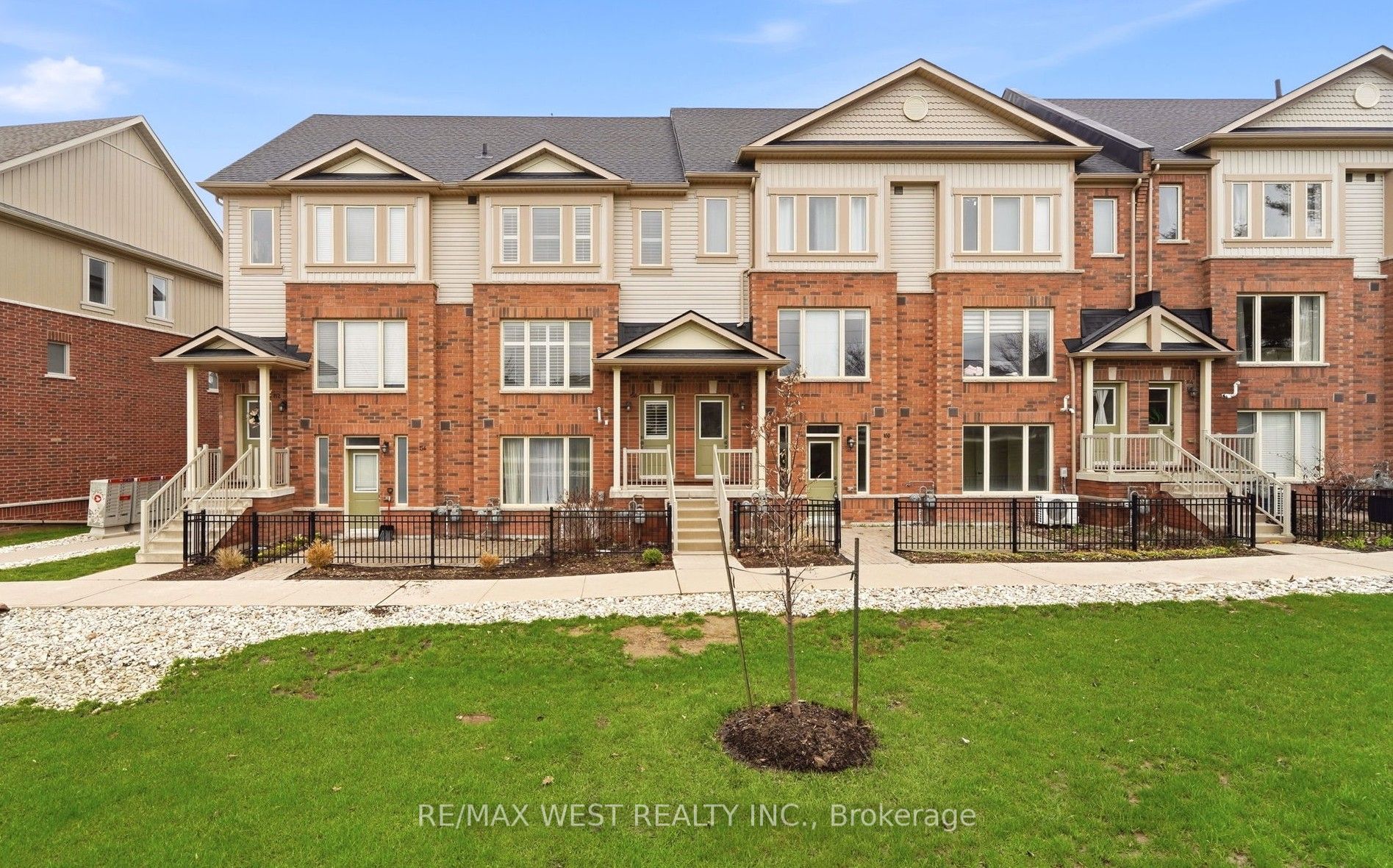156-156 Watson Parkway N, Guelph, ON, N1E 0P6