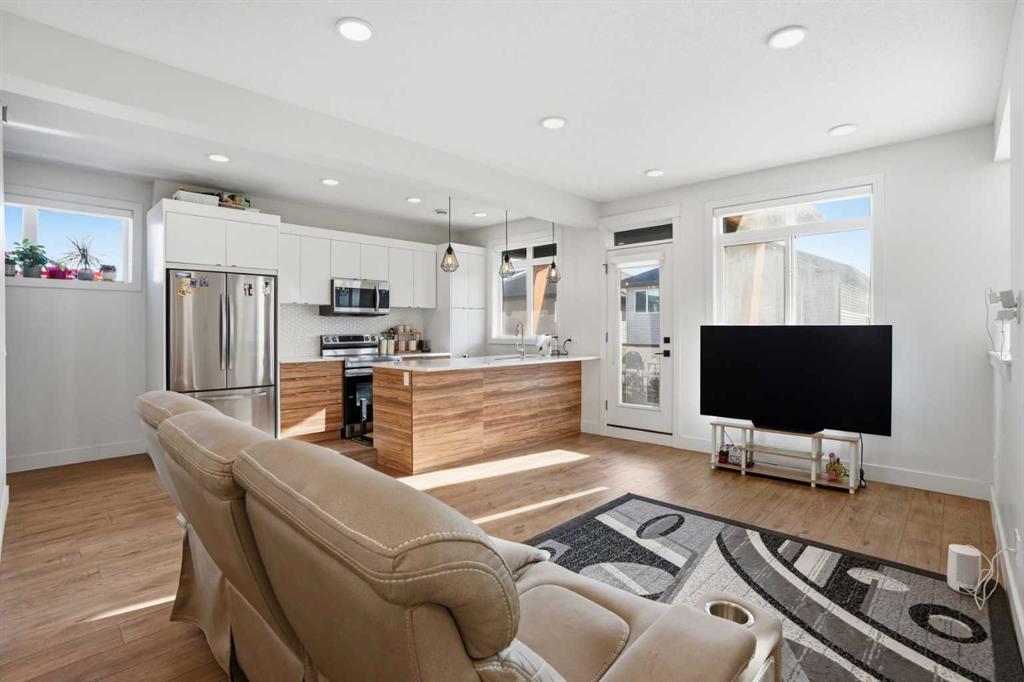 Additional image 3 of 402-10060 46 Street NE, Calgary, AB, T3J2H8