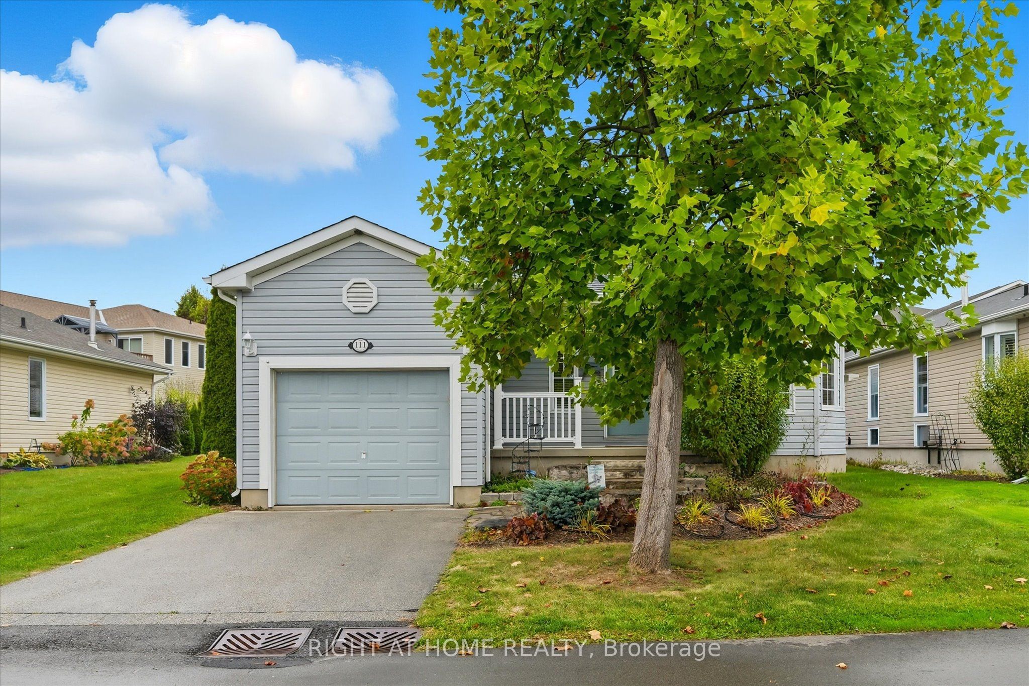 111 Gracehill Crescent, Hamilton, ON, L8B 1A5 photo 2
