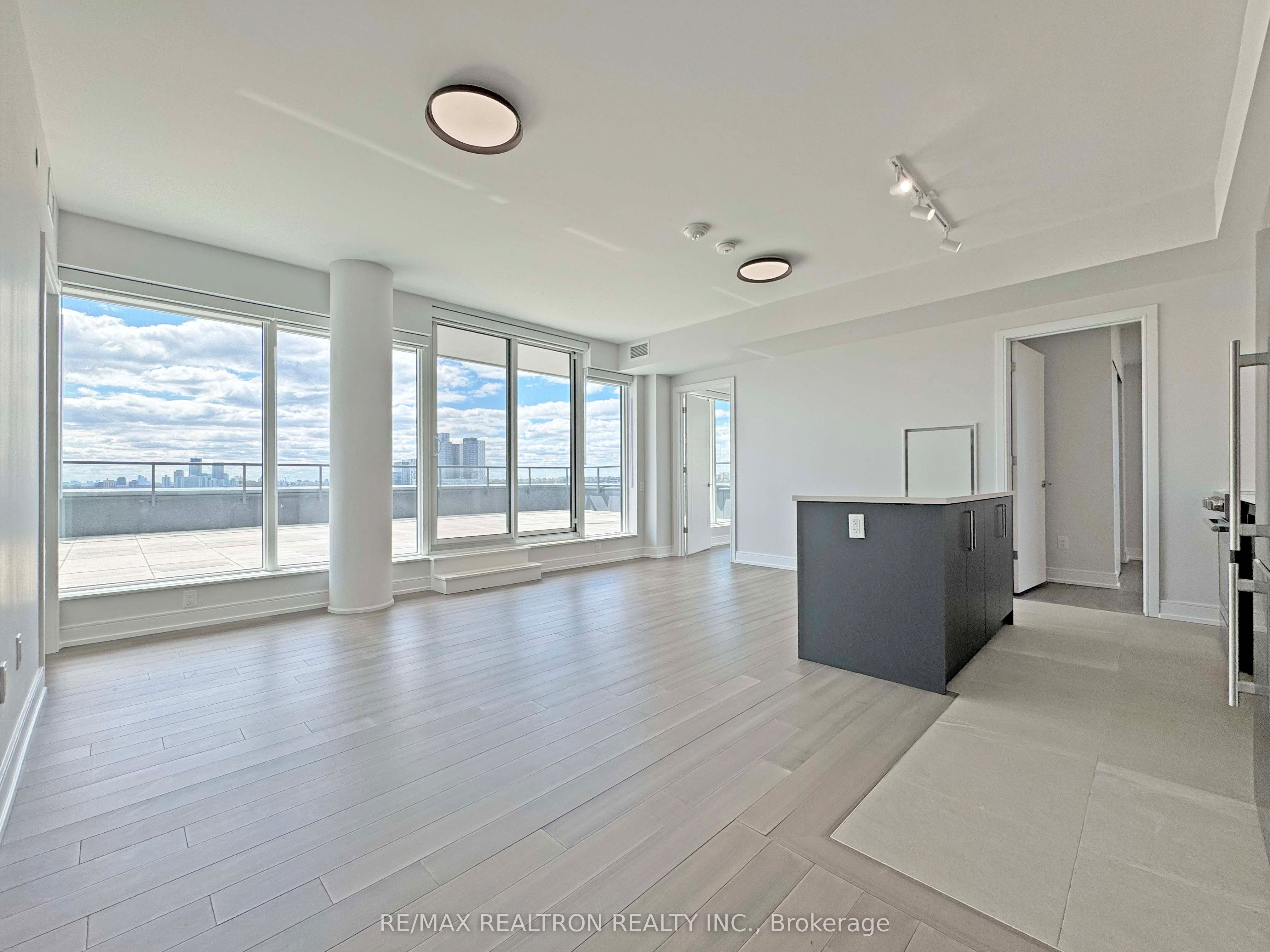 Additional image 2 of 1001-664 Spadina Avenue, Toronto, ON, M5S 2H7