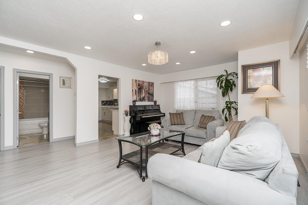 Additional image 5 of 8255 18th Avenue, Burnaby, BC, V3N 1K4