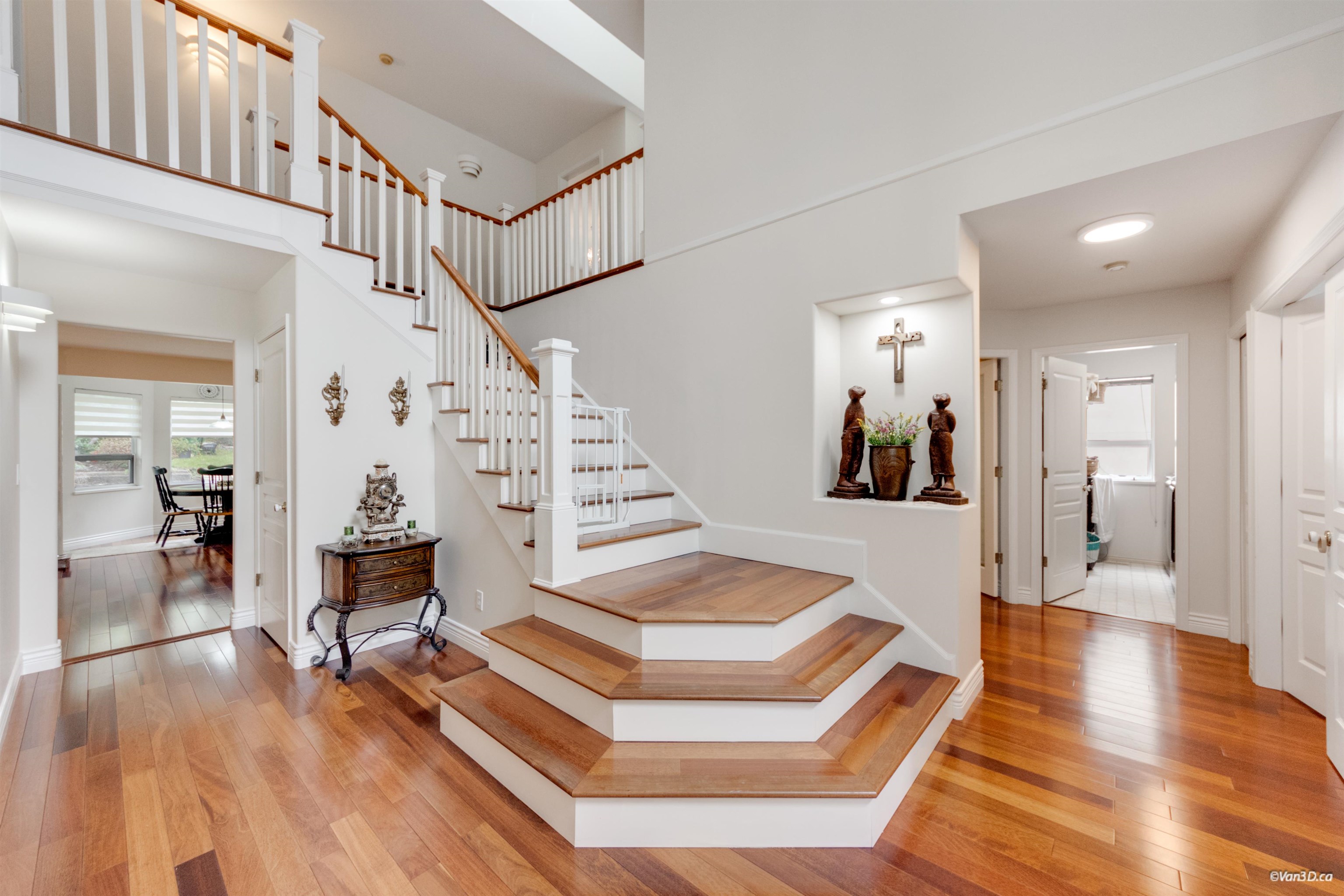Additional image 3 of 128 Parkside Drive, Port Moody, BC, V3H 4X5