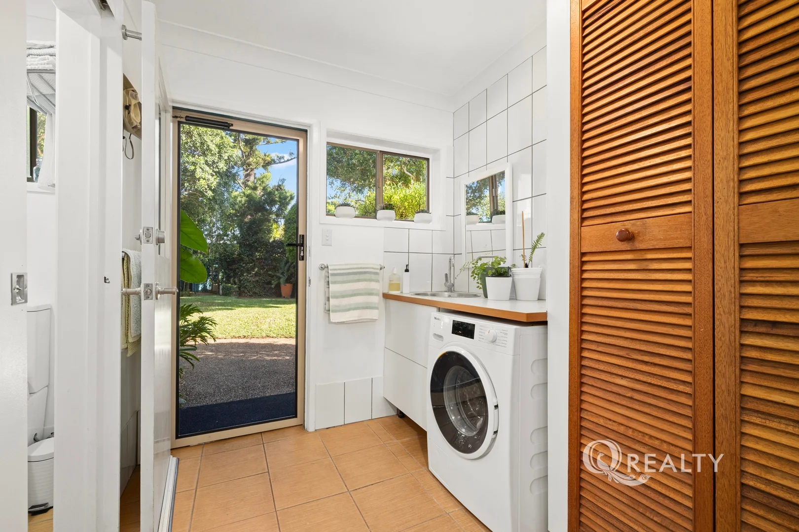 Additional image 10 of Ormiston QLD 4160