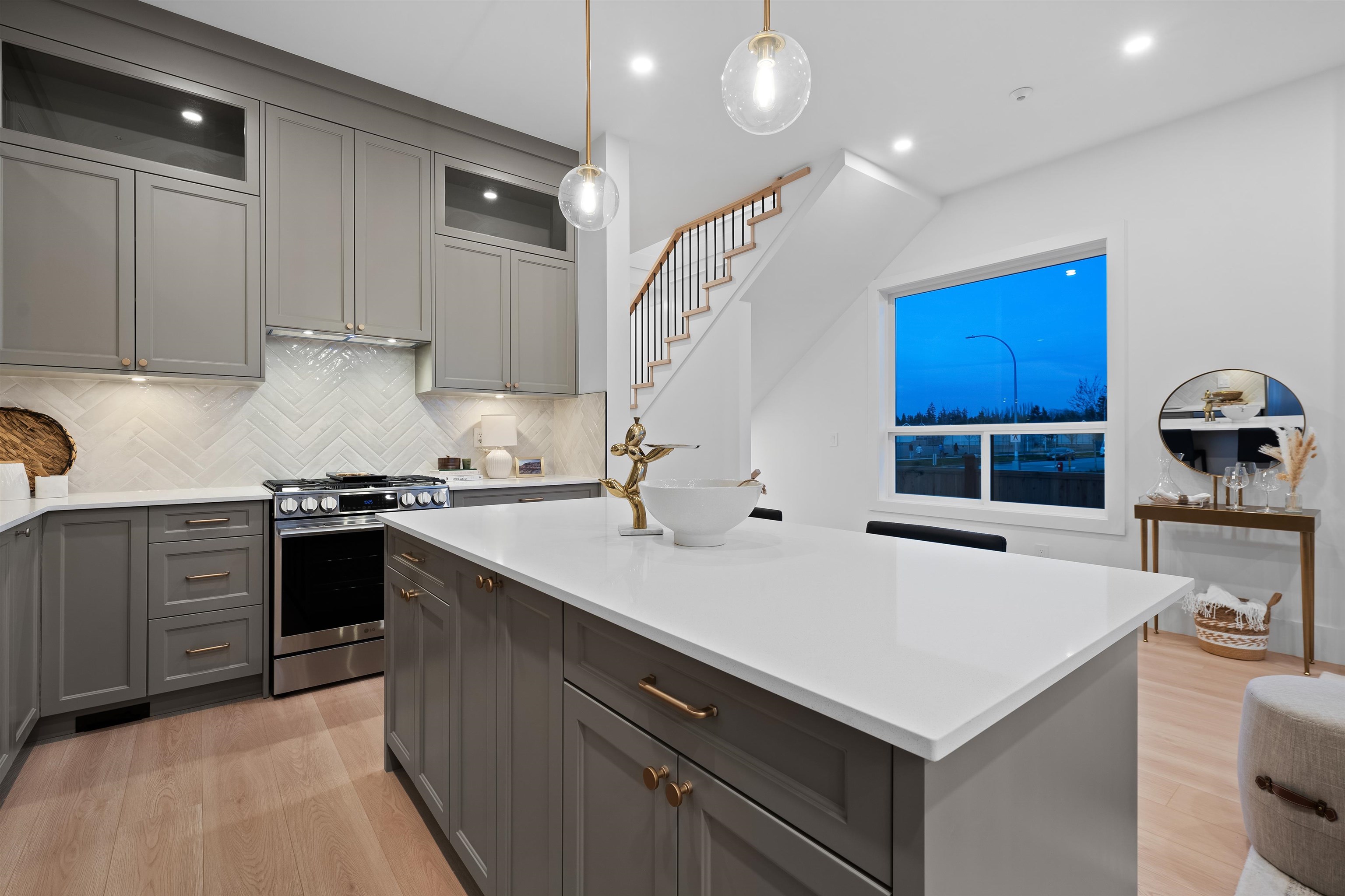 Additional image 4 of 101-16594 22 Avenue, Surrey, BC, V3Z 0V5