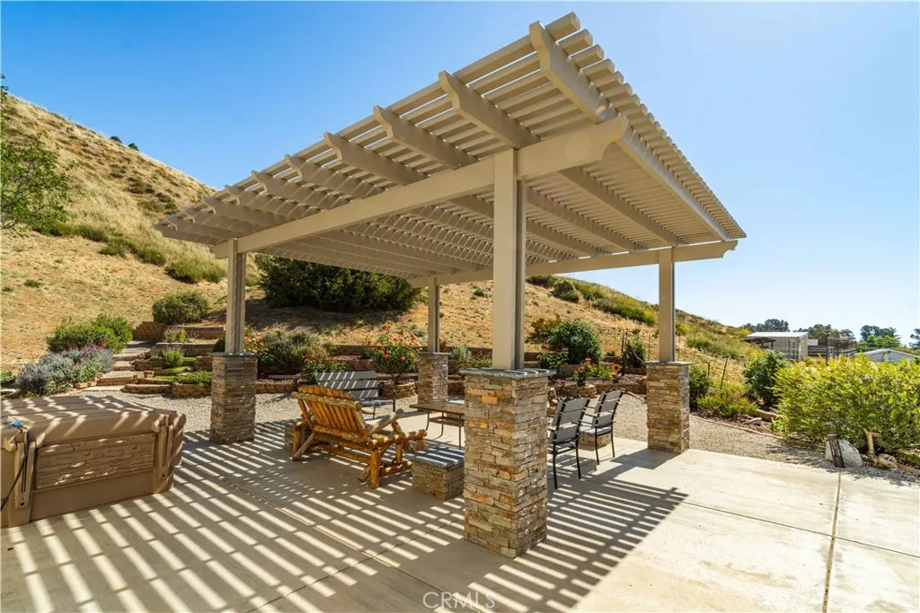 Additional image 32 of 9251 Elizabeth Lake Rd, Leona Valley, CA 93551