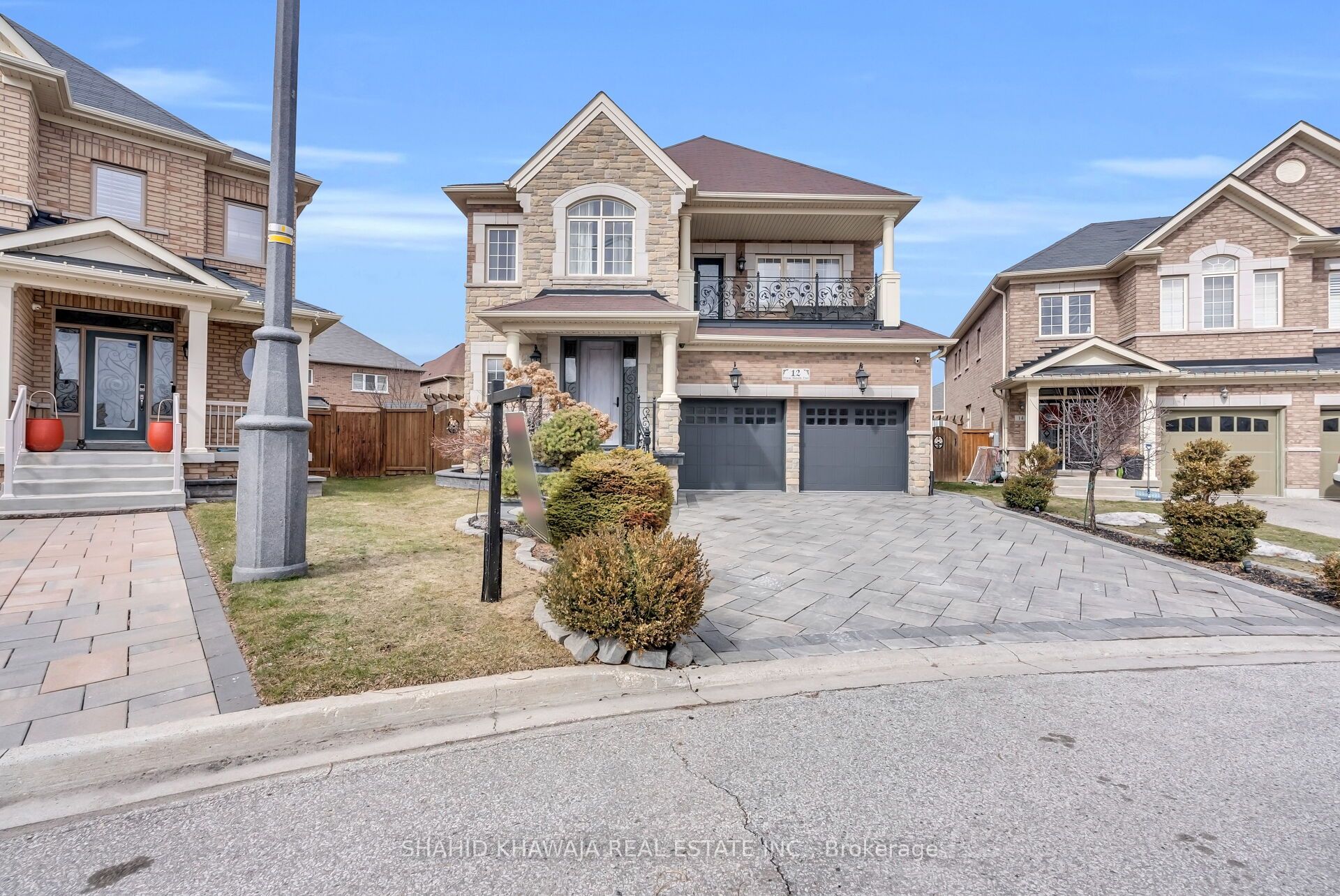 Additional image 3 of 12 Orangeblossom Trail, Brampton, ON, L6X 3B4