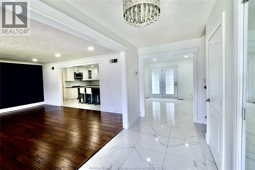MAIN-1616 Rankin , Windsor, ON, N9B2S8 photo 4
