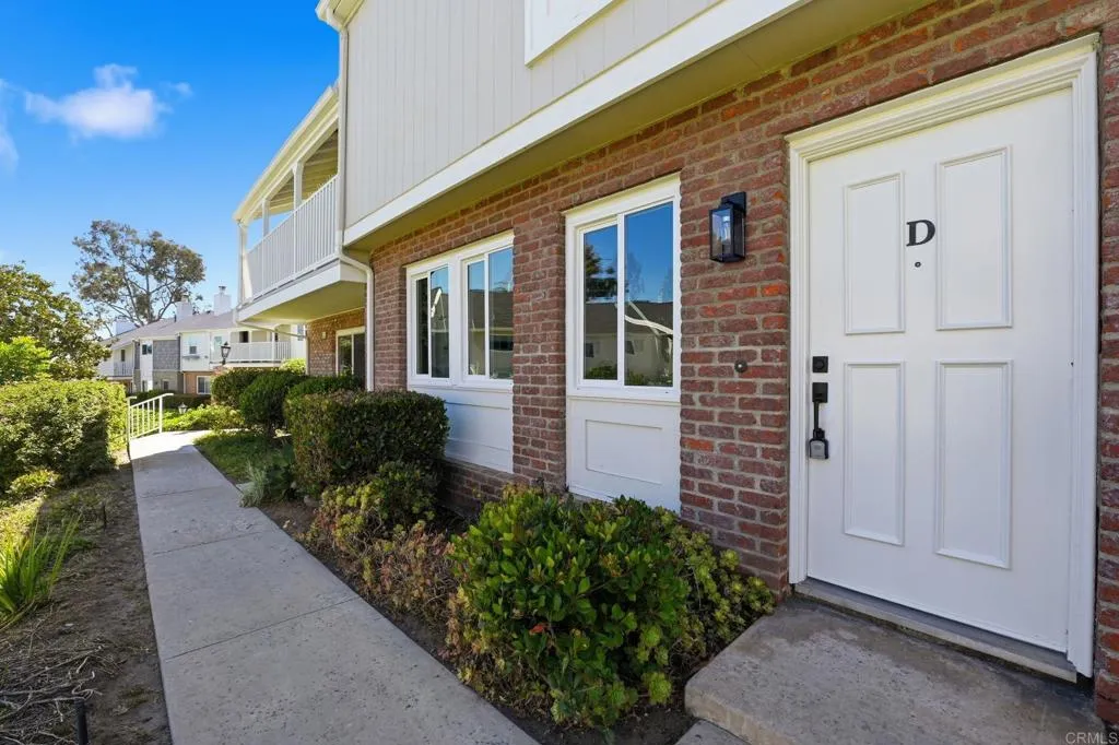 821 Del Mar Downs Road Unit D, Solana Beach, CA 92075