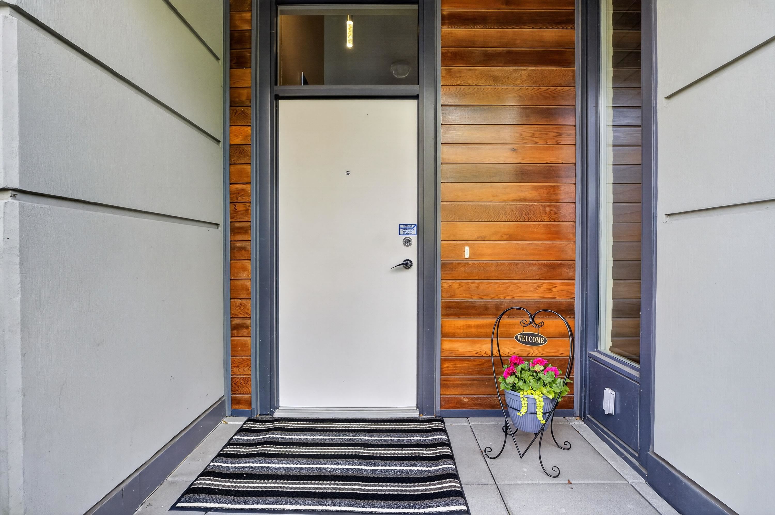 Additional image 4 of 112 1st Avenue W, Vancouver, BC, V5Y 0H5