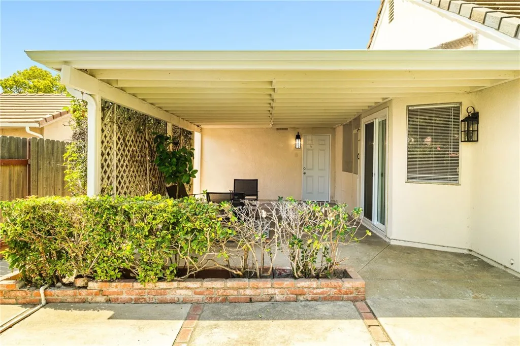 Additional image 31 of 977 N Driftwood Ave, Rialto, CA 92376