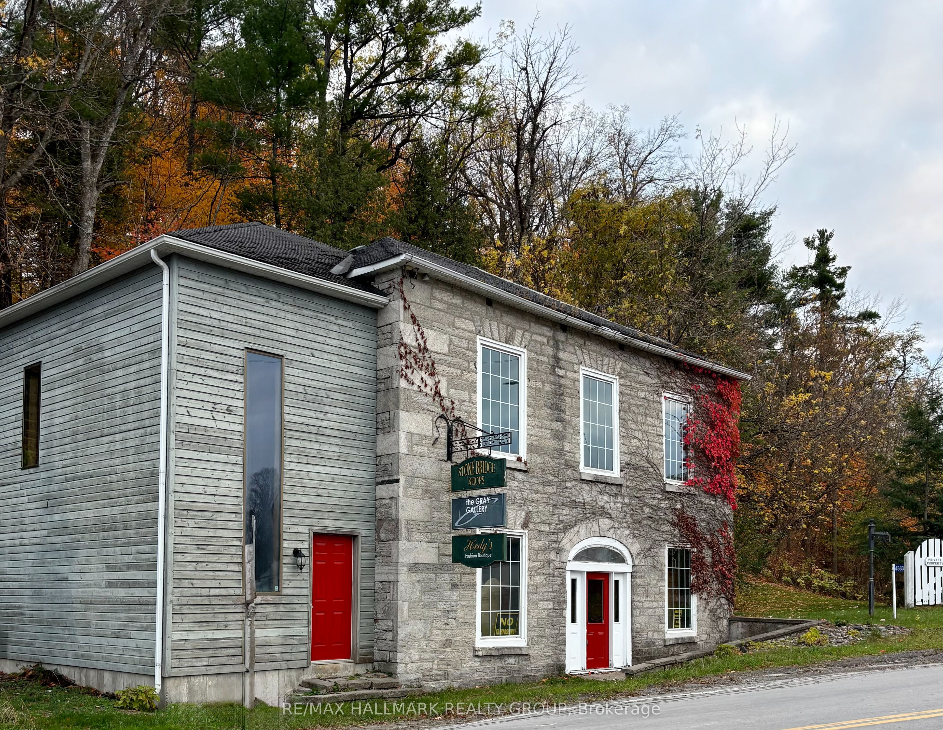 4883 Kinburn Side Road, Mississippi Mills, ON, K0A 2X0