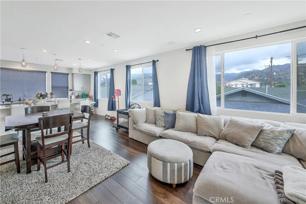 Additional image 6 of 809 N Dalton Ave Unit 104, Azusa, CA 91702