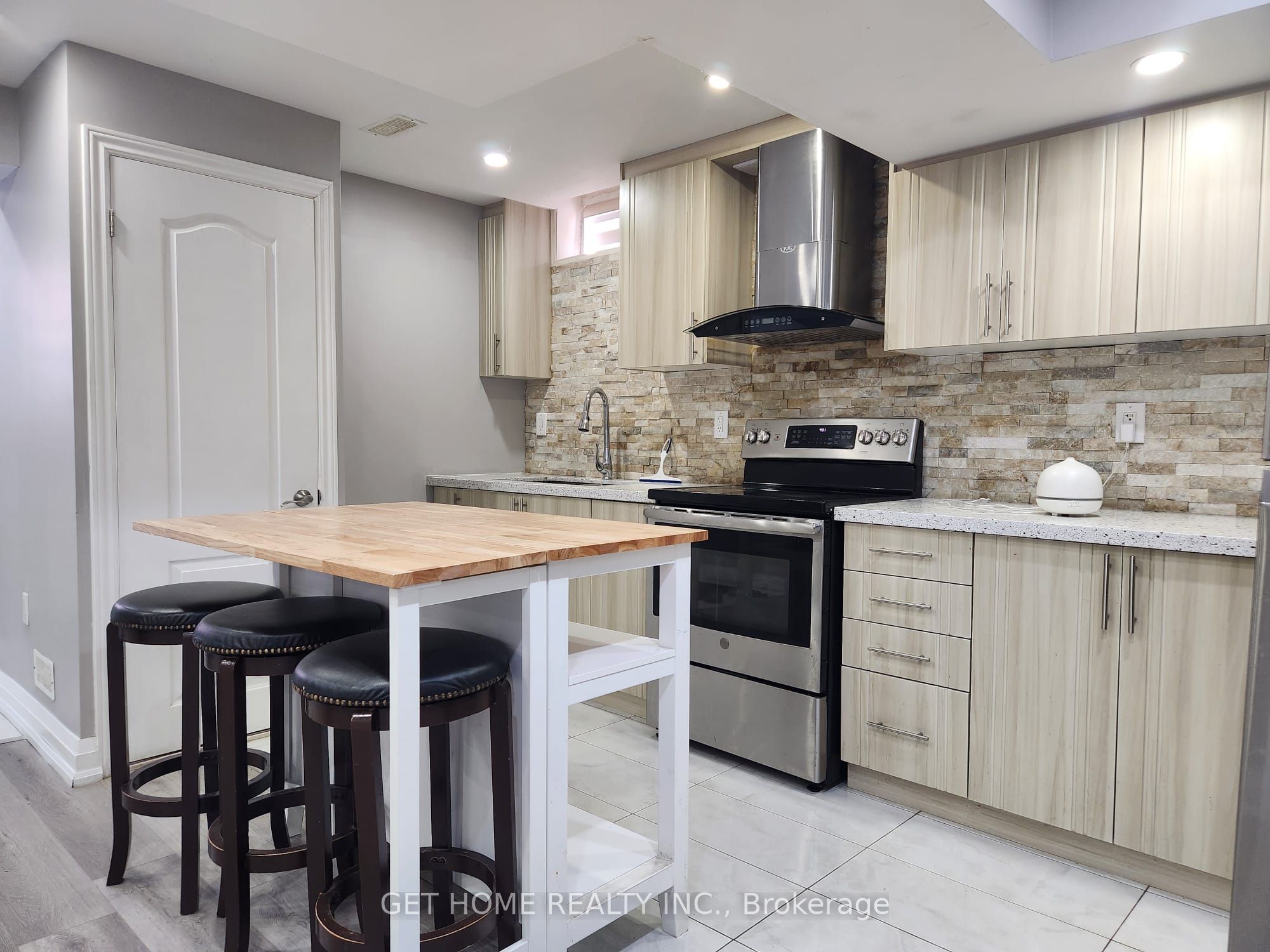 Additional image 6 of 8 Nightland Court, Brampton, ON, L6Y 0A5