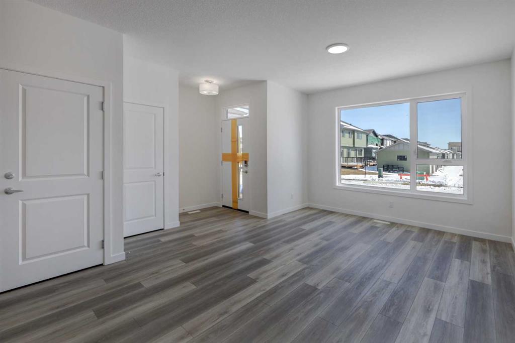 Additional image 4 of 47 Lewisburg Manor NE, Calgary, AB, T3P 2N7
