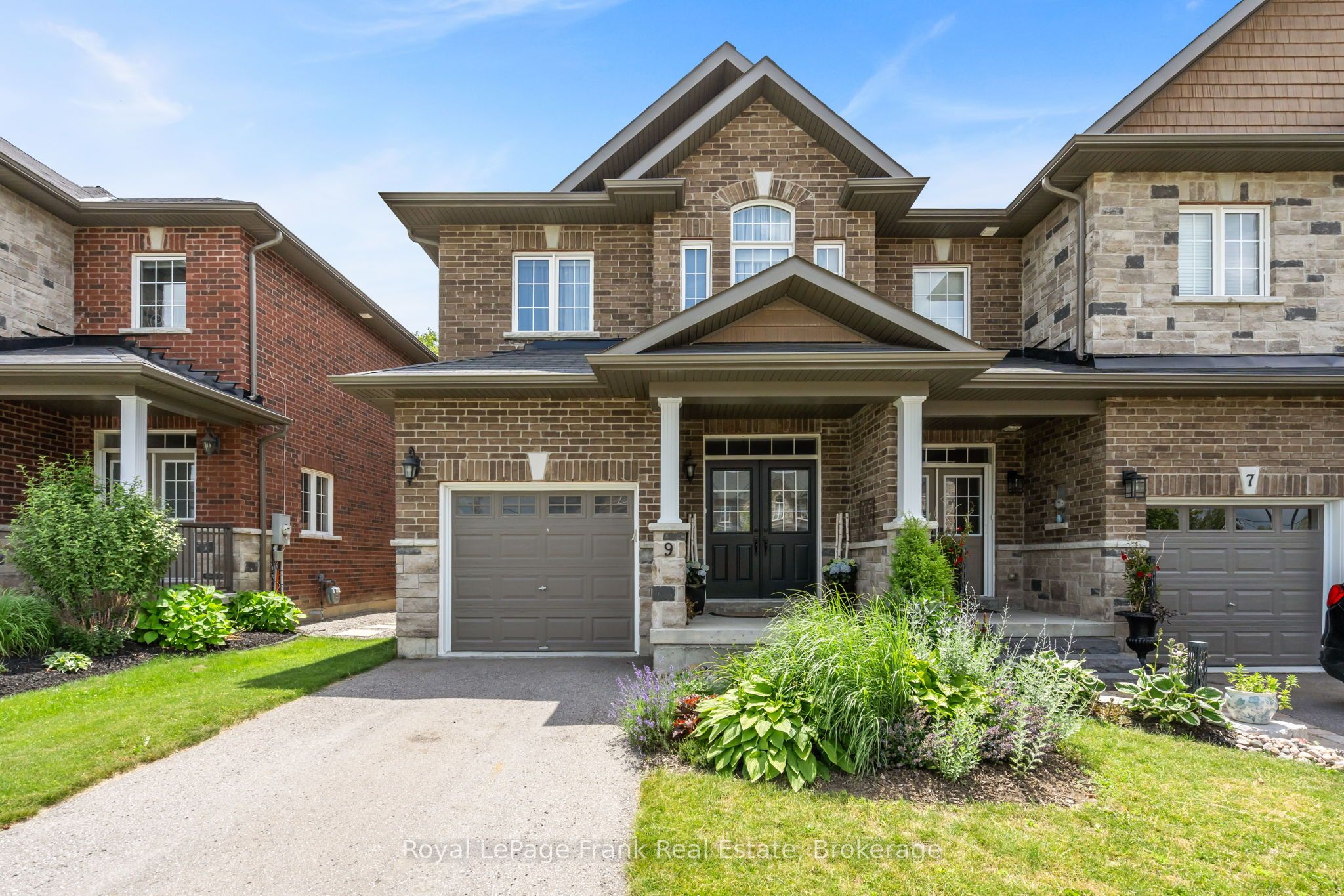Additional image 2 of 9 Michael Cummings Court, Uxbridge, ON, L9P 0E6
