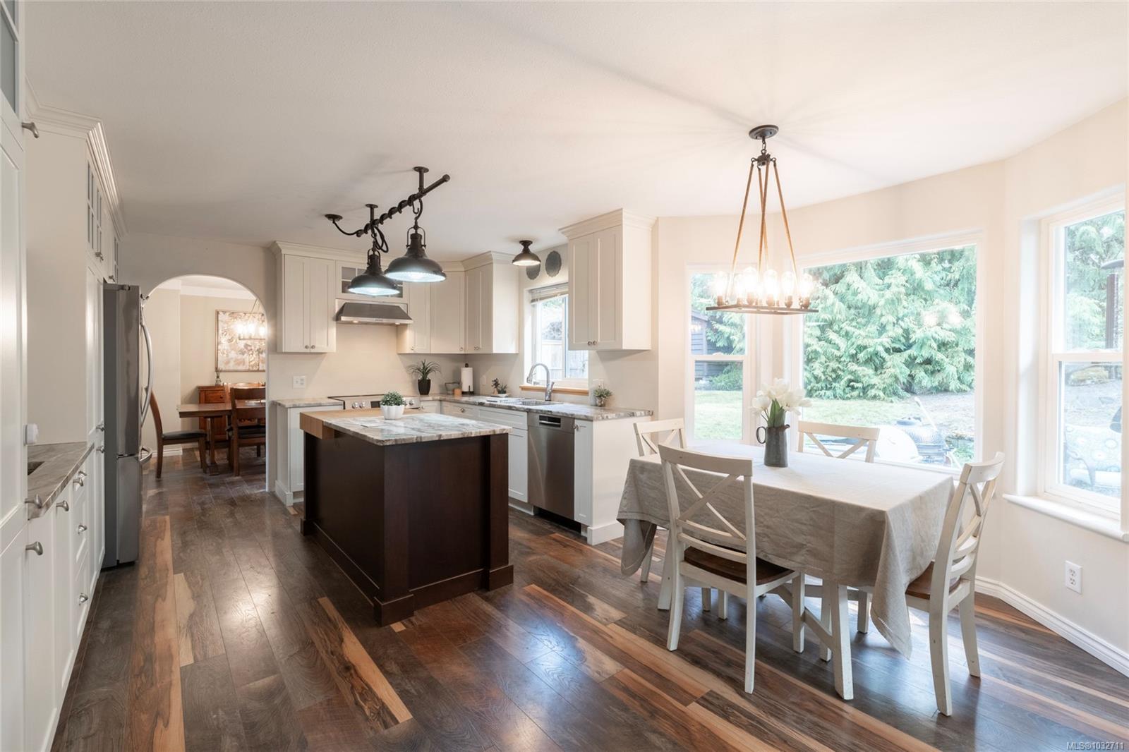 Additional image 3 of 1108 Viewtop Road, Duncan, BC, V9L 5S7
