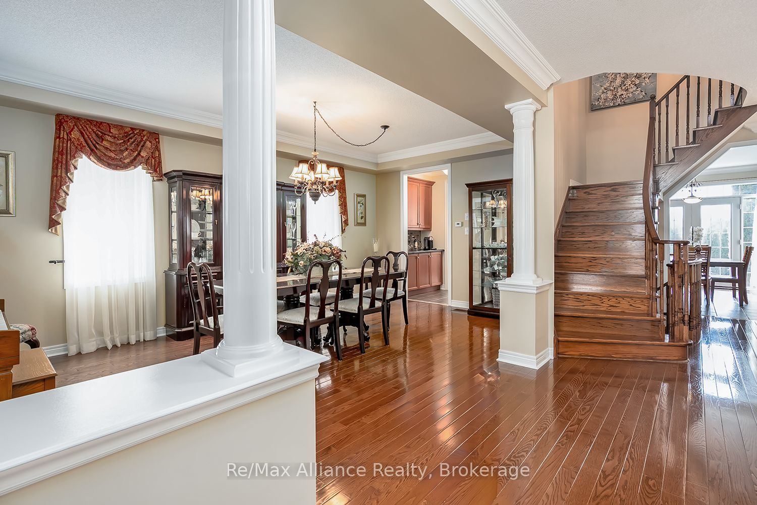 Additional image 5 of 2489 Whistling Springs Crescent, Oakville, ON, L6M 5G3
