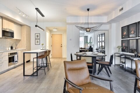 Additional image 8 of 106-10 Oak Street, Toronto, ON, M5A 0Y7