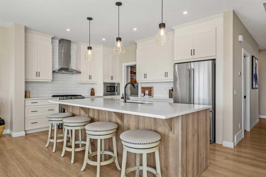 Additional image 5 of 51 Creekstone Way SW, Calgary, AB, T2X 4R4