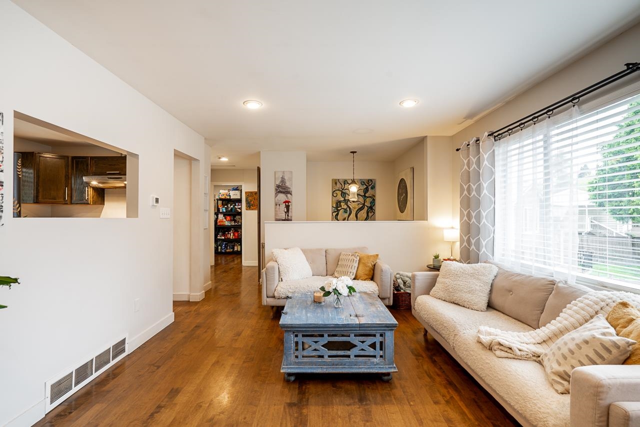 Additional image 4 of 14366 101 Avenue, Surrey, BC, V3T 5C8