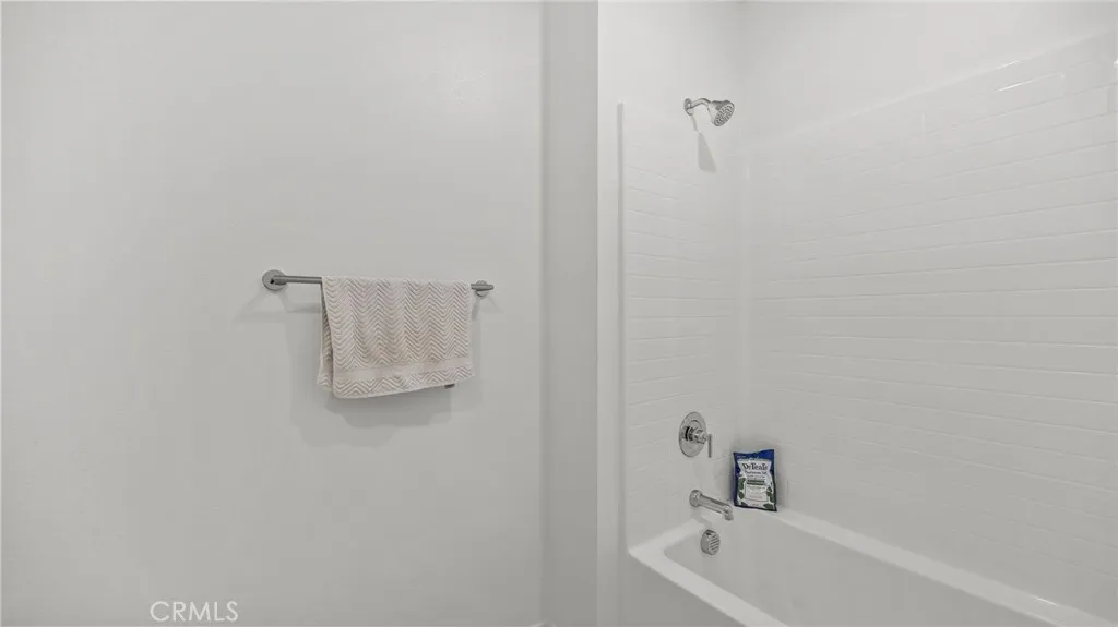 Additional image 17 of 6123 Valentina Way Unit 302, Eastvale, CA 92880