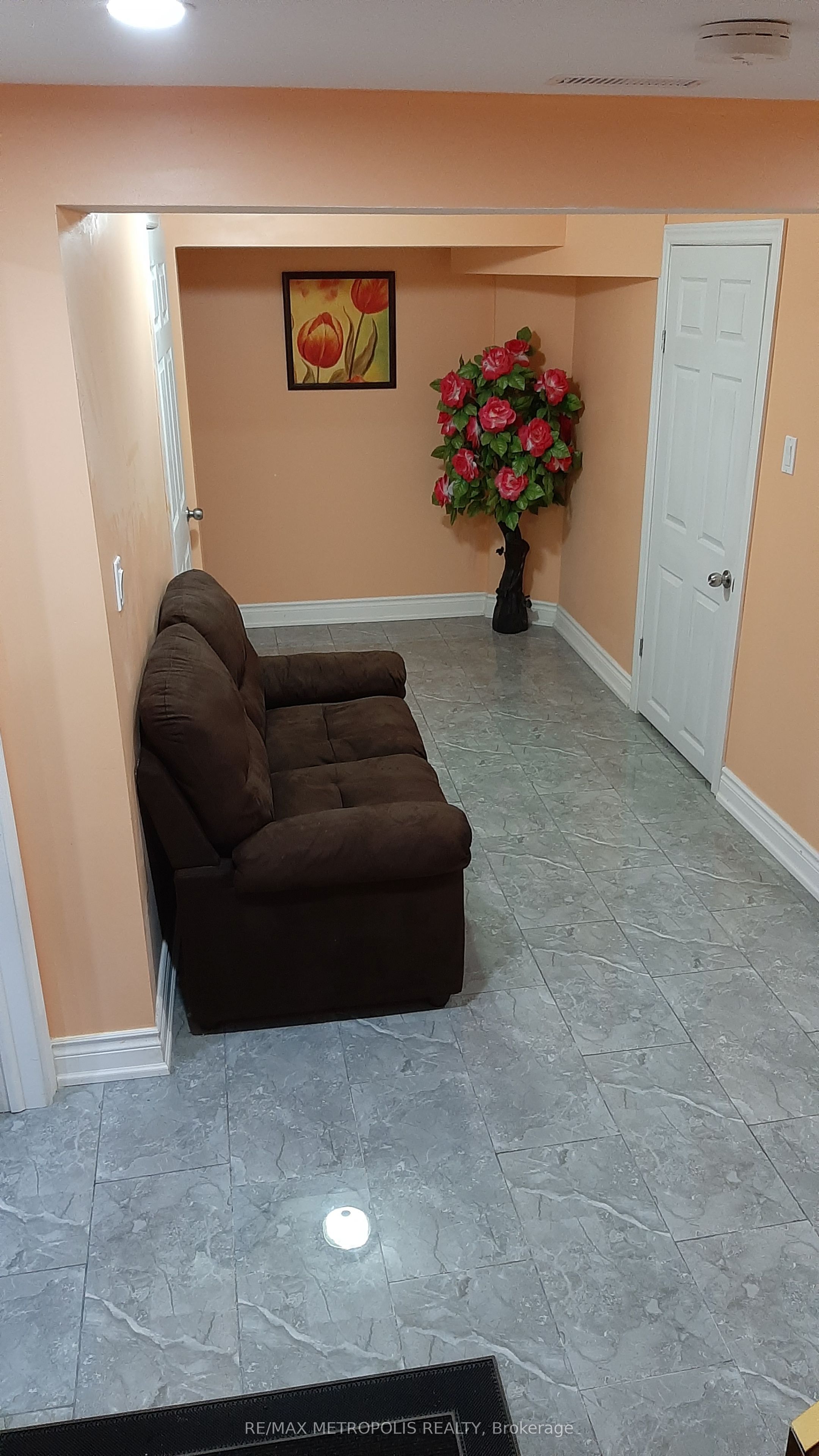 BSMT-235 Hupfield Trail, Toronto, ON, M1B 4L9