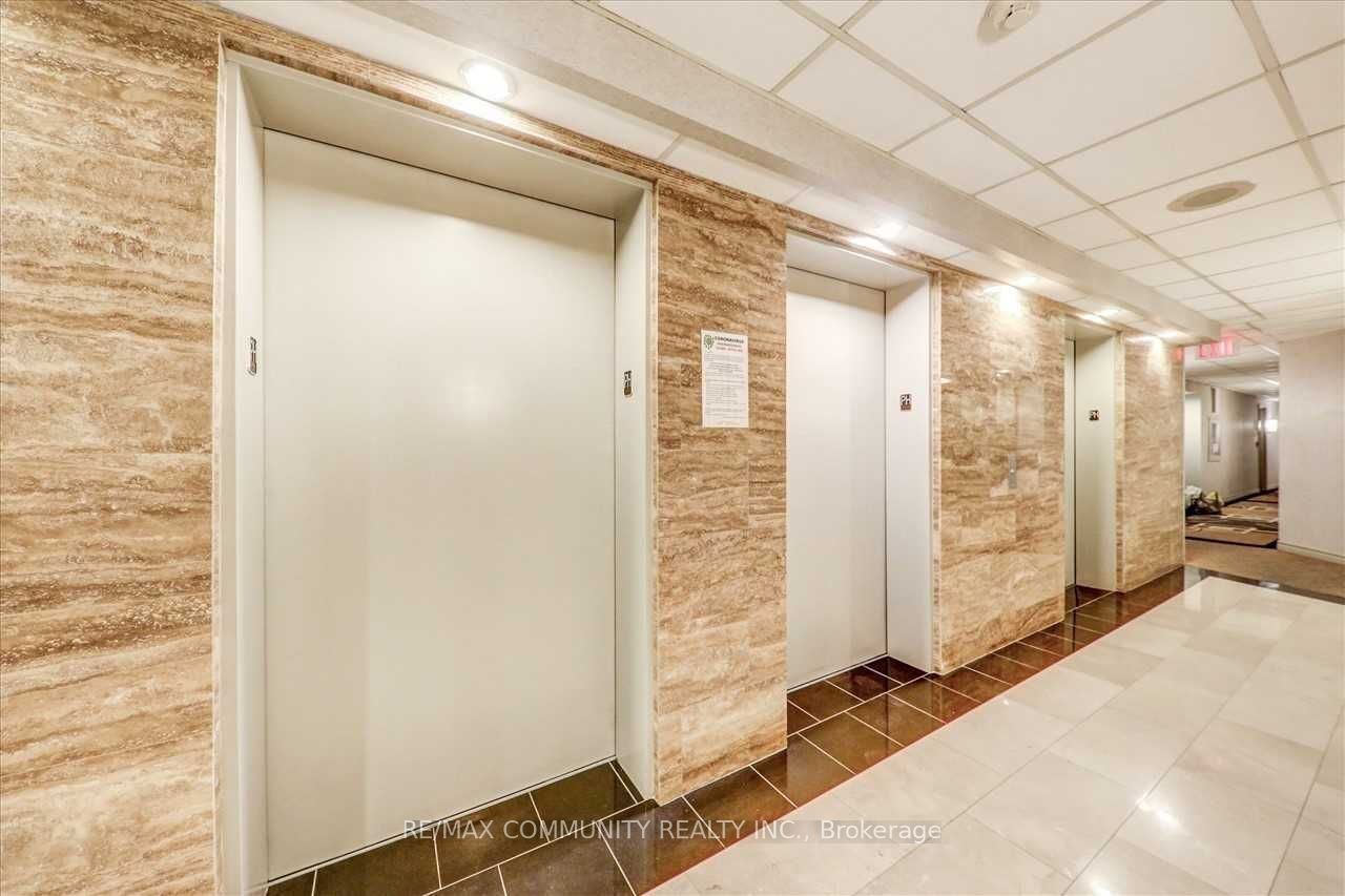Additional image 3 of Ph11-430 Mclevin Avenue, Toronto, ON, M1B 5P1