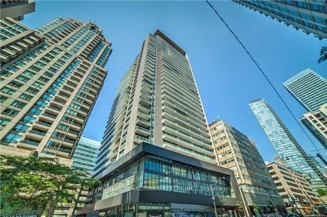 Ph305-770 Bay Street, Toronto, ON, M5G 0A6