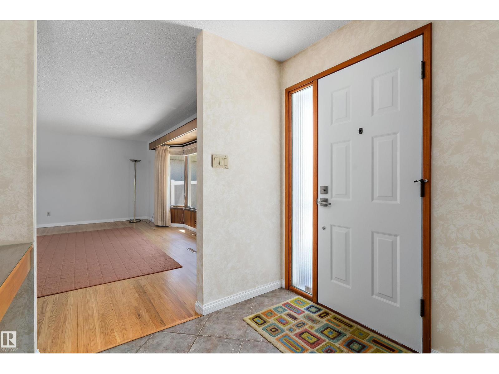 Additional image 4 of 9411 68a Street NW, Edmonton, AB, T6B1T9