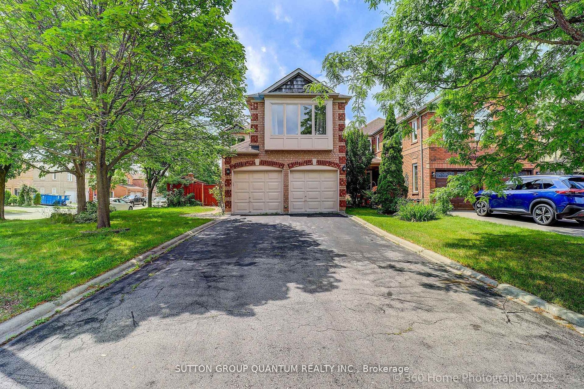 3246 Fanleaf Drive, Mississauga, ON, L5N 7C9