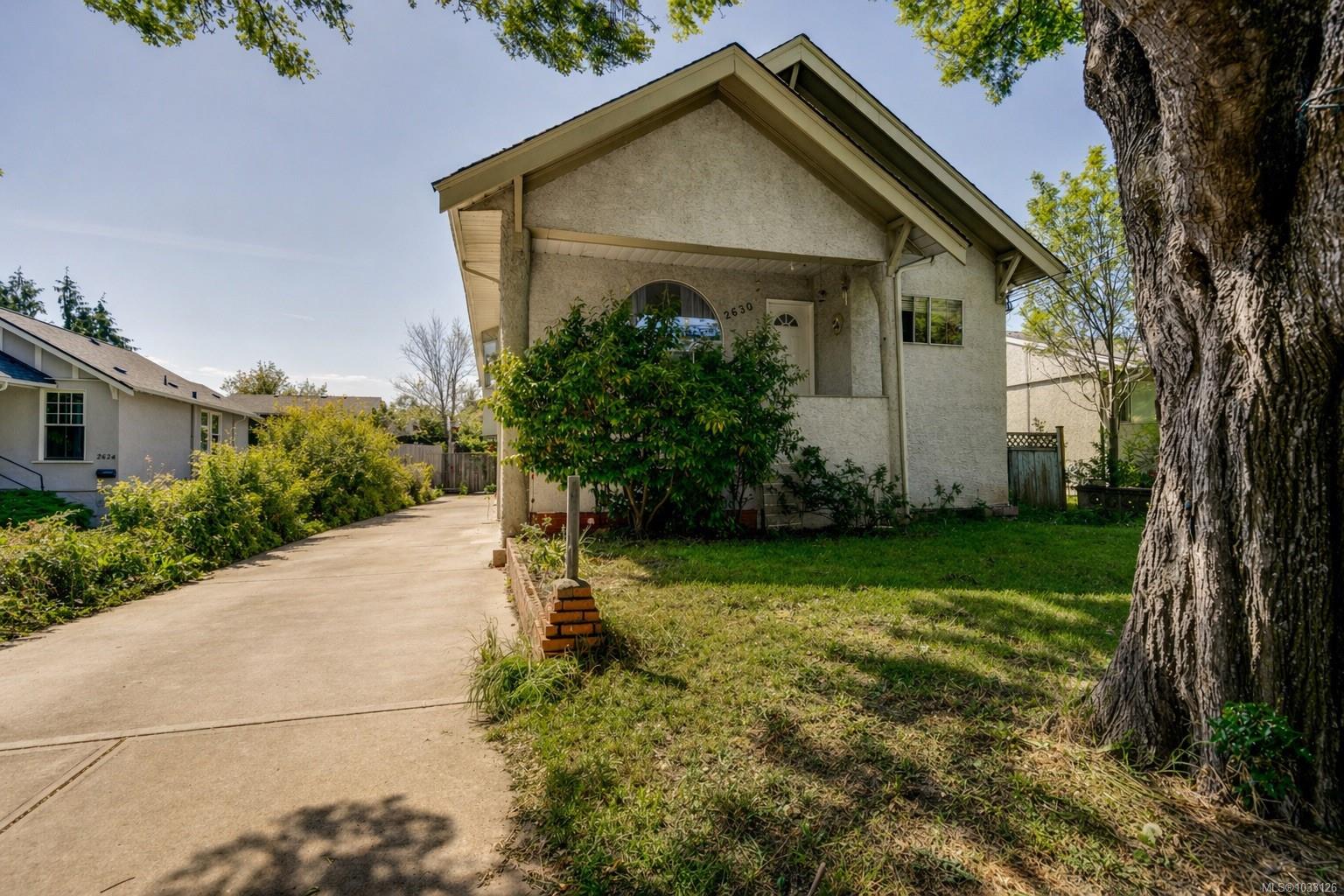 Additional image 2 of 2630 Victor Street, Victoria, BC, V8R 4E2