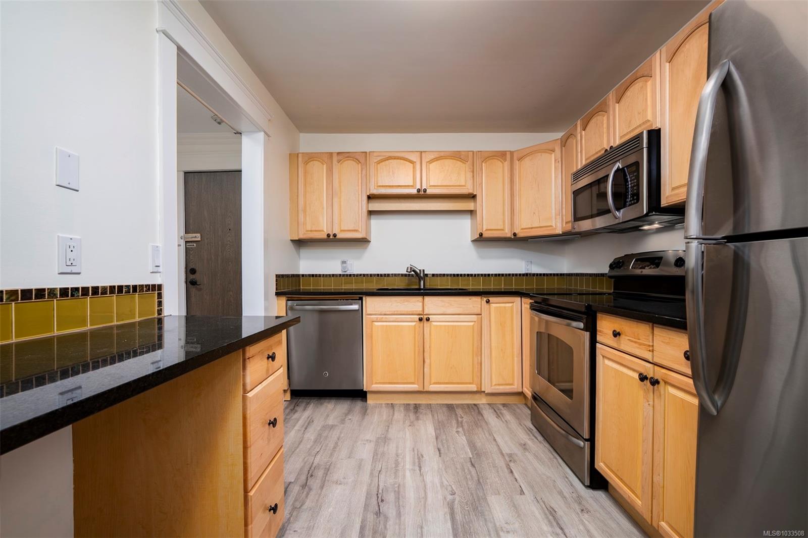 Additional image 3 of 308-3108 Barons Road, Nanaimo, BC, V9T 4B5