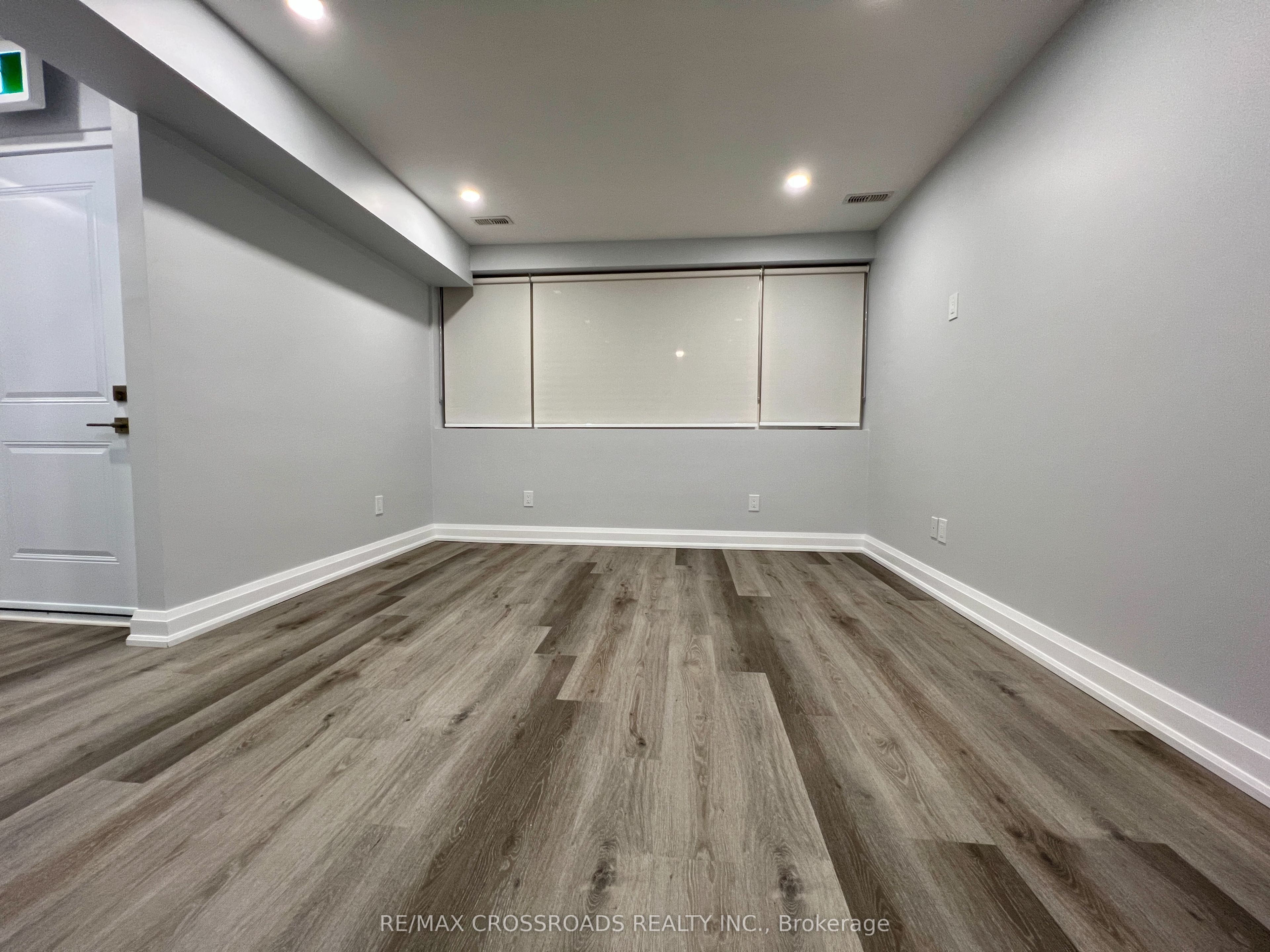 Additional image 5 of 2-25 Glenside Avenue, Toronto, ON, M4L 2T6