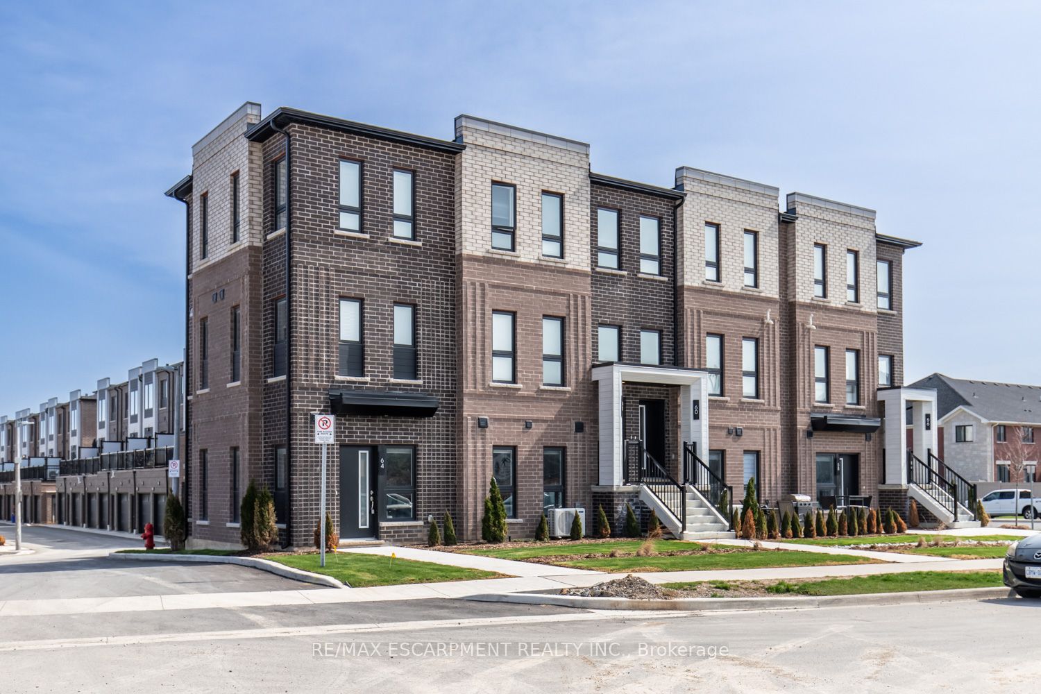 64 Kenesky Drive, Hamilton, ON, L8B 2A9