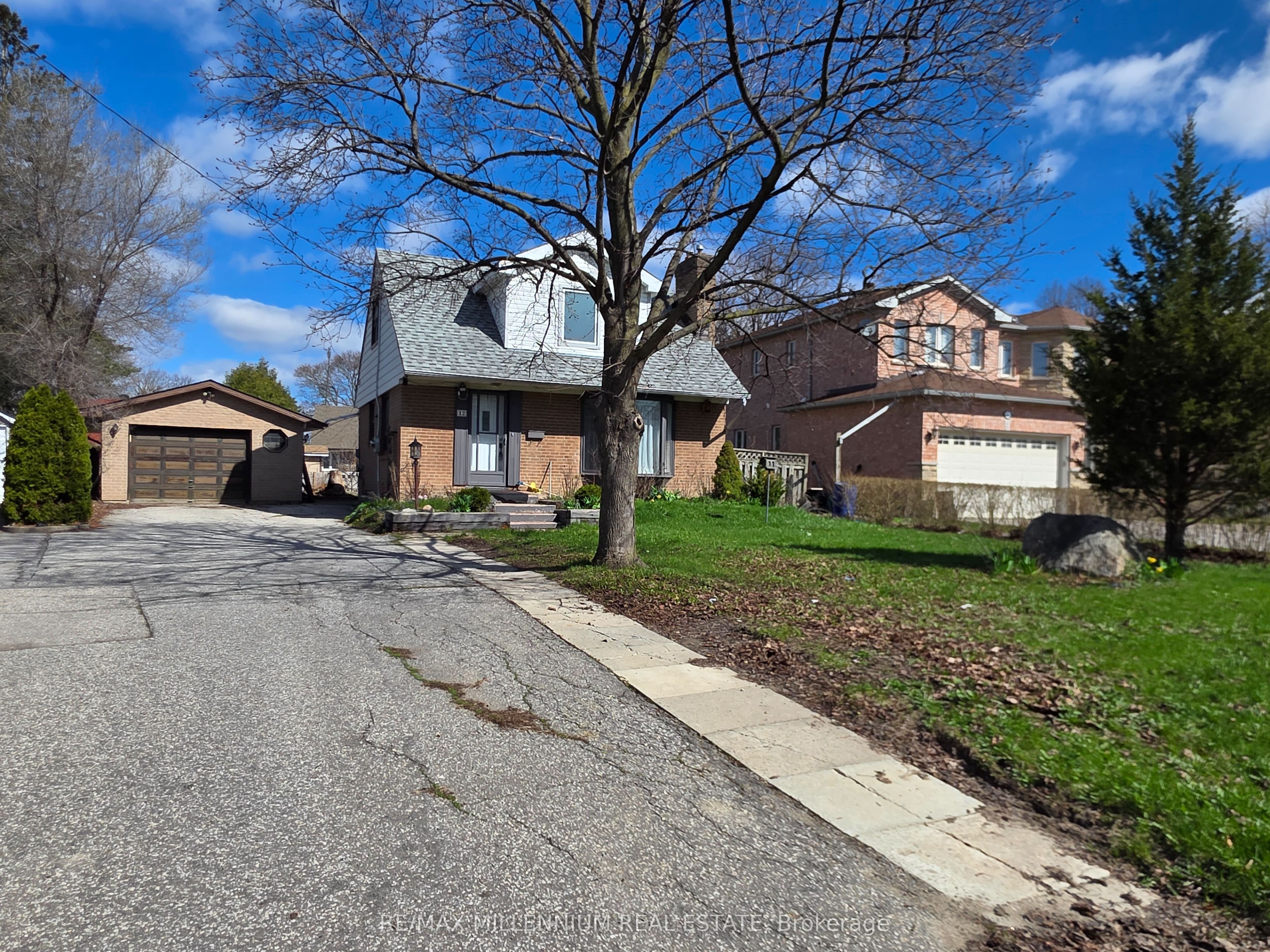 Additional image 2 of 12 Todd Brook Drive, Toronto, ON, M9V 1R4