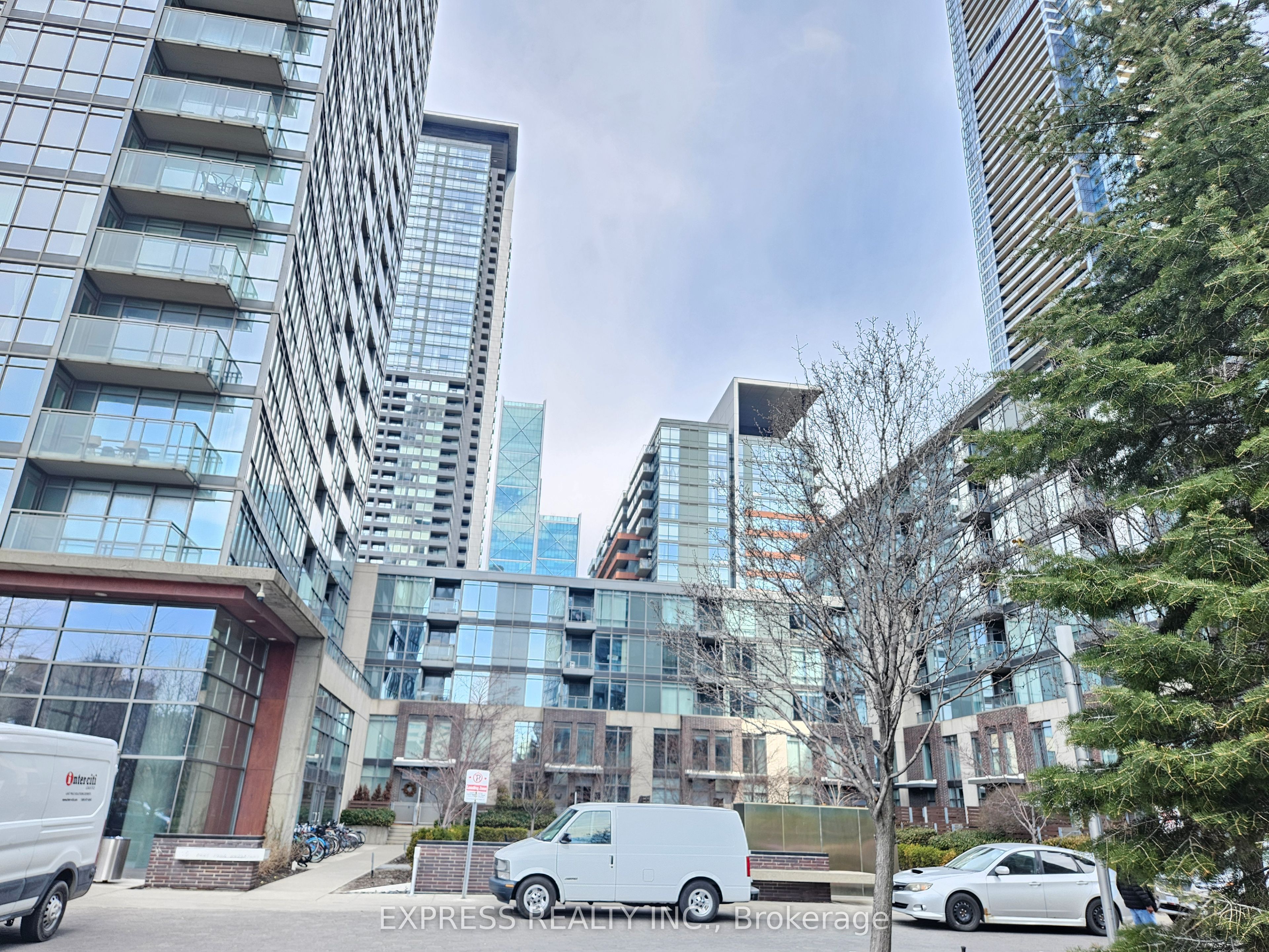 705-15 Fort York Boulevard, Toronto, ON, M5V 3Y4