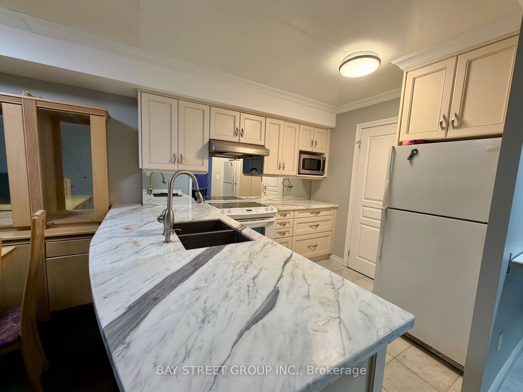 Additional image 5 of 1203-801 Bay Street, Toronto, ON, M5S 1Y9