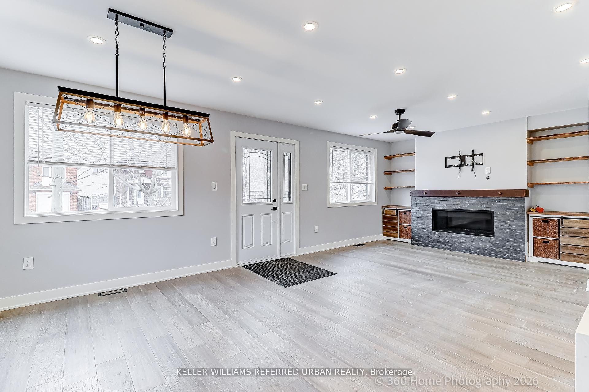 Additional image 3 of 1-84 Foch Avenue, Toronto, ON, M8W 3X6