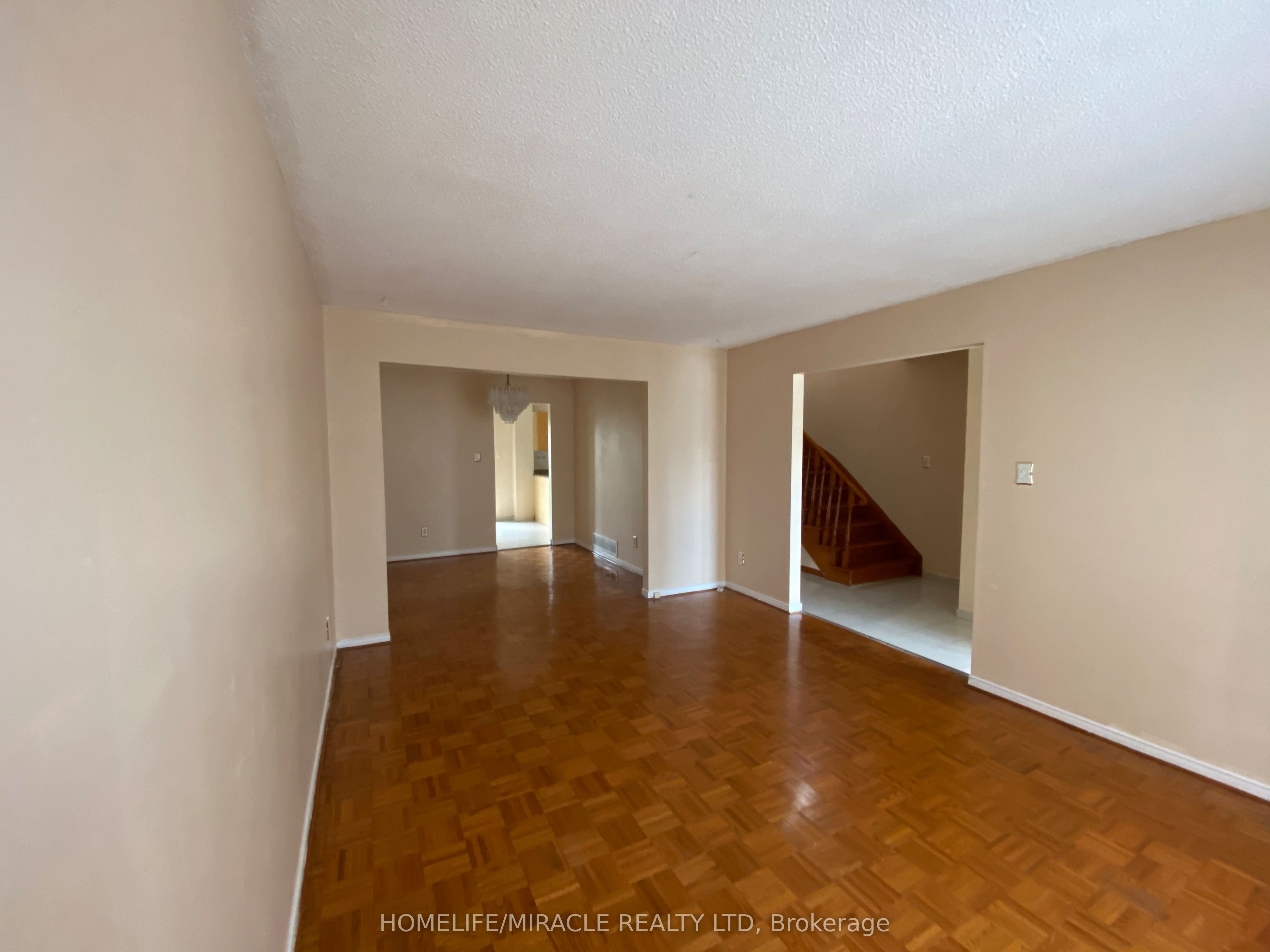 Additional image 4 of 1 Kay Drive, Toronto, ON, M9V 4V3