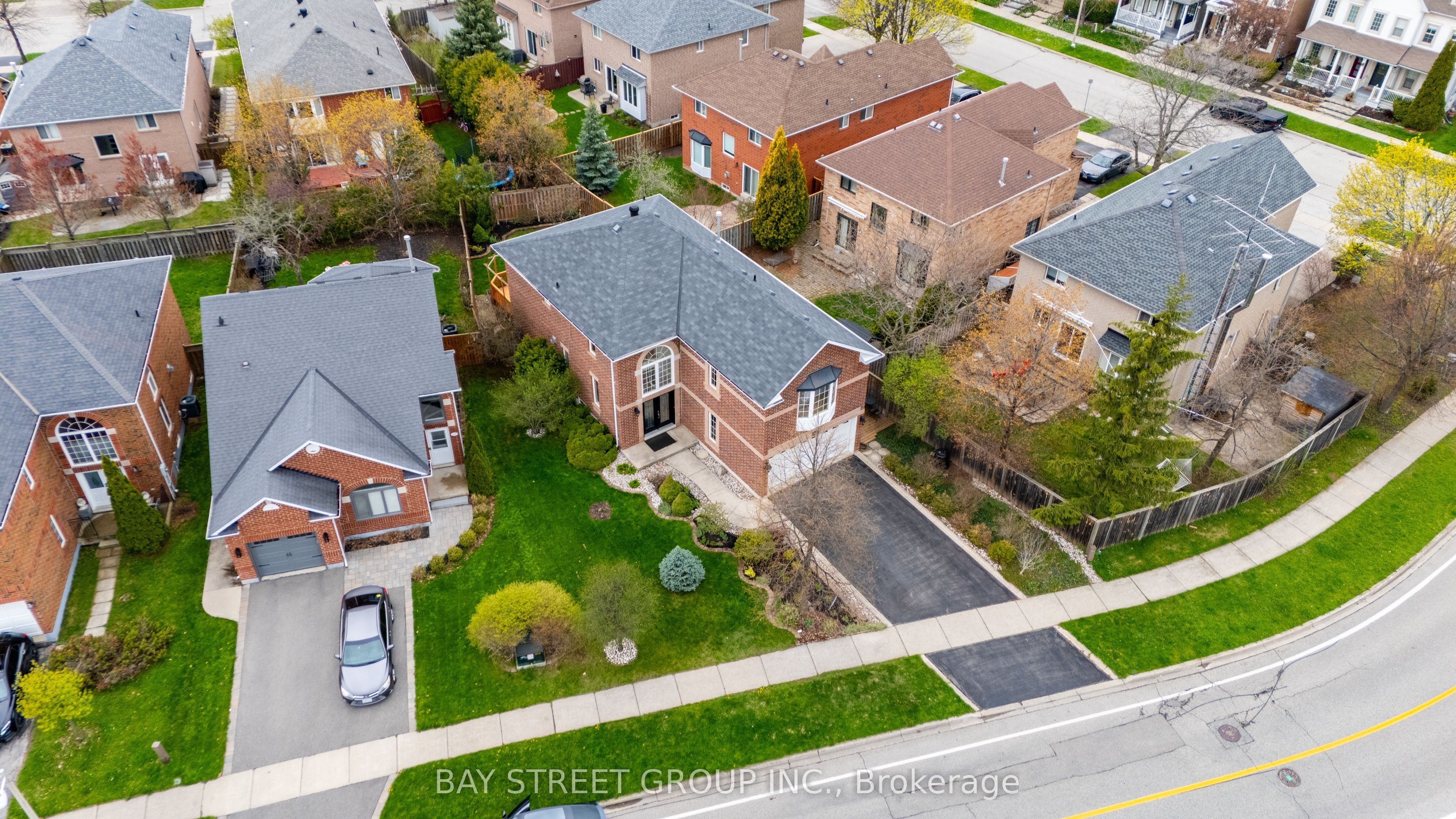 Additional image 2 of 267 Wembley Road, Oakville, ON, L6H 6H3