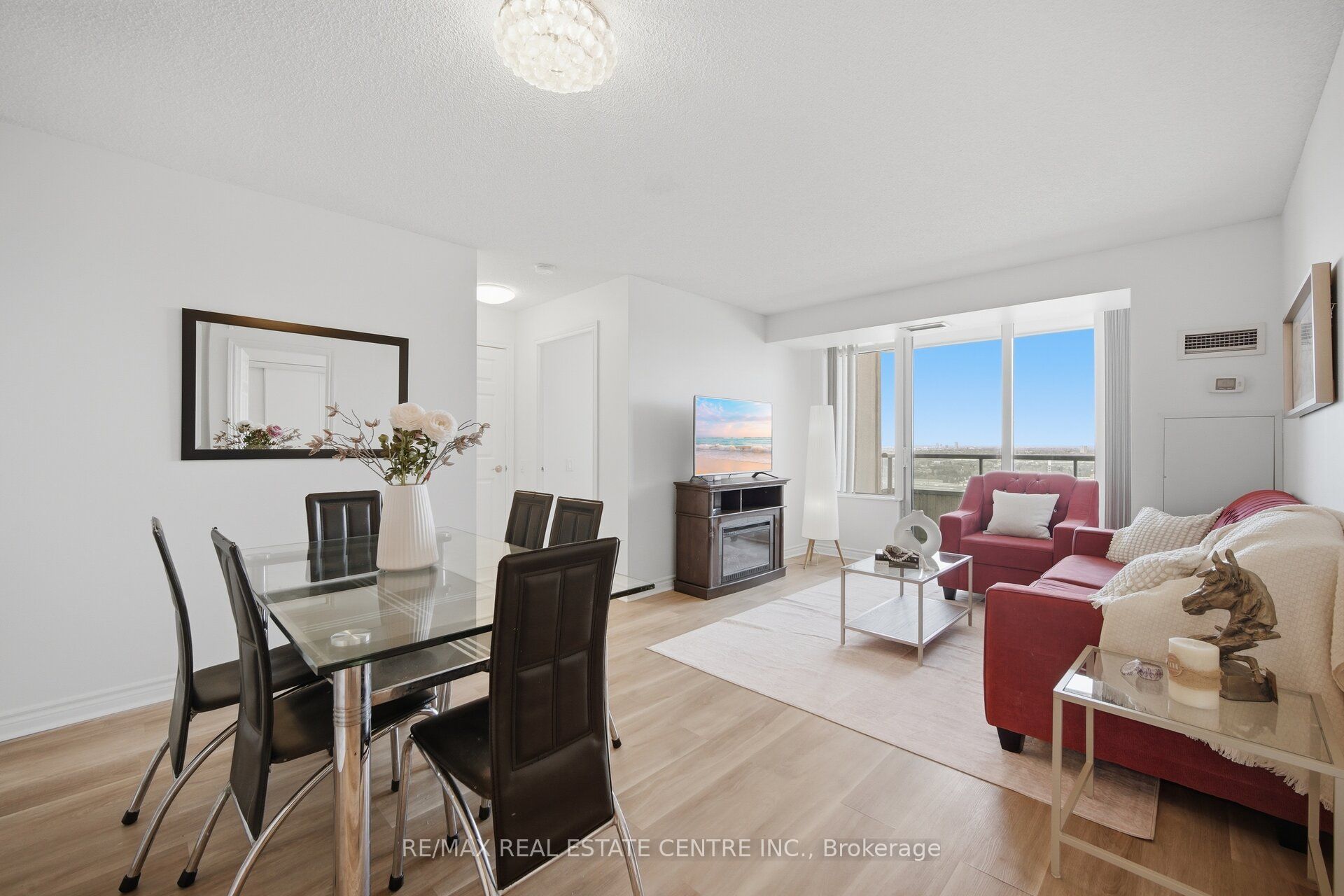 Additional image 4 of 2104-61 Town Centre Court, Toronto, ON, M1P 5C5