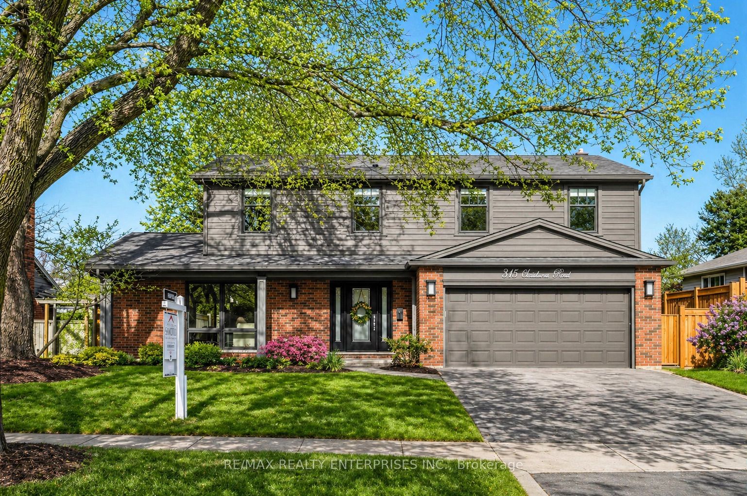 315 Swinburne Road, Burlington, ON, L7N 1Z9