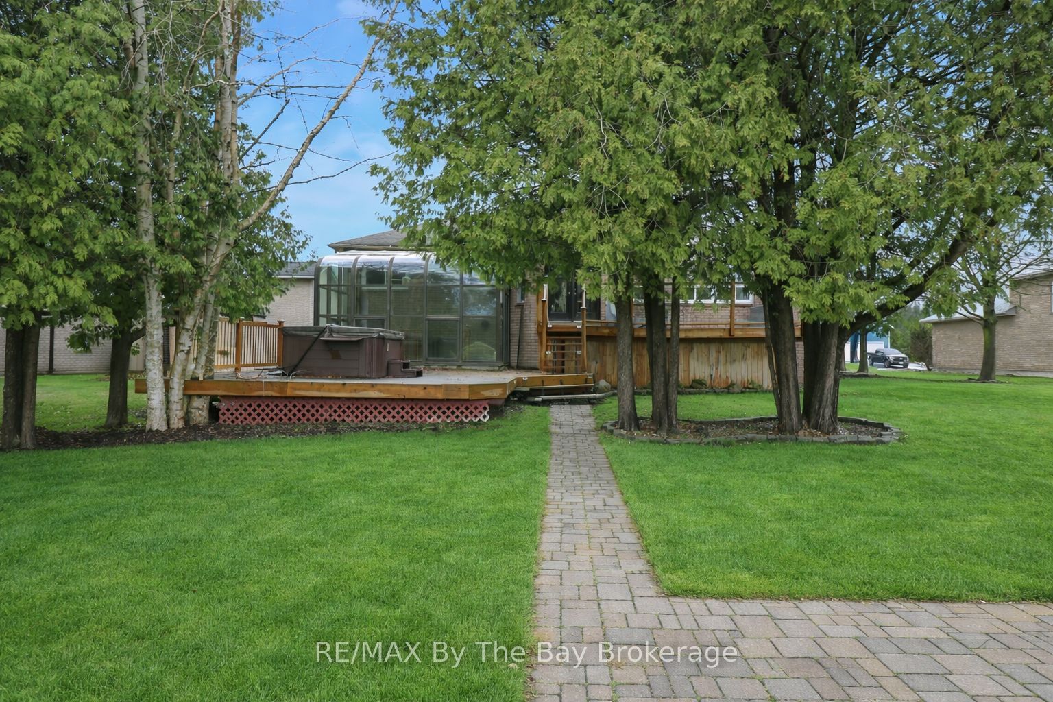 Additional image 4 of 70 Fairway Crescent, Wasaga Beach, ON, L9Z 1B8