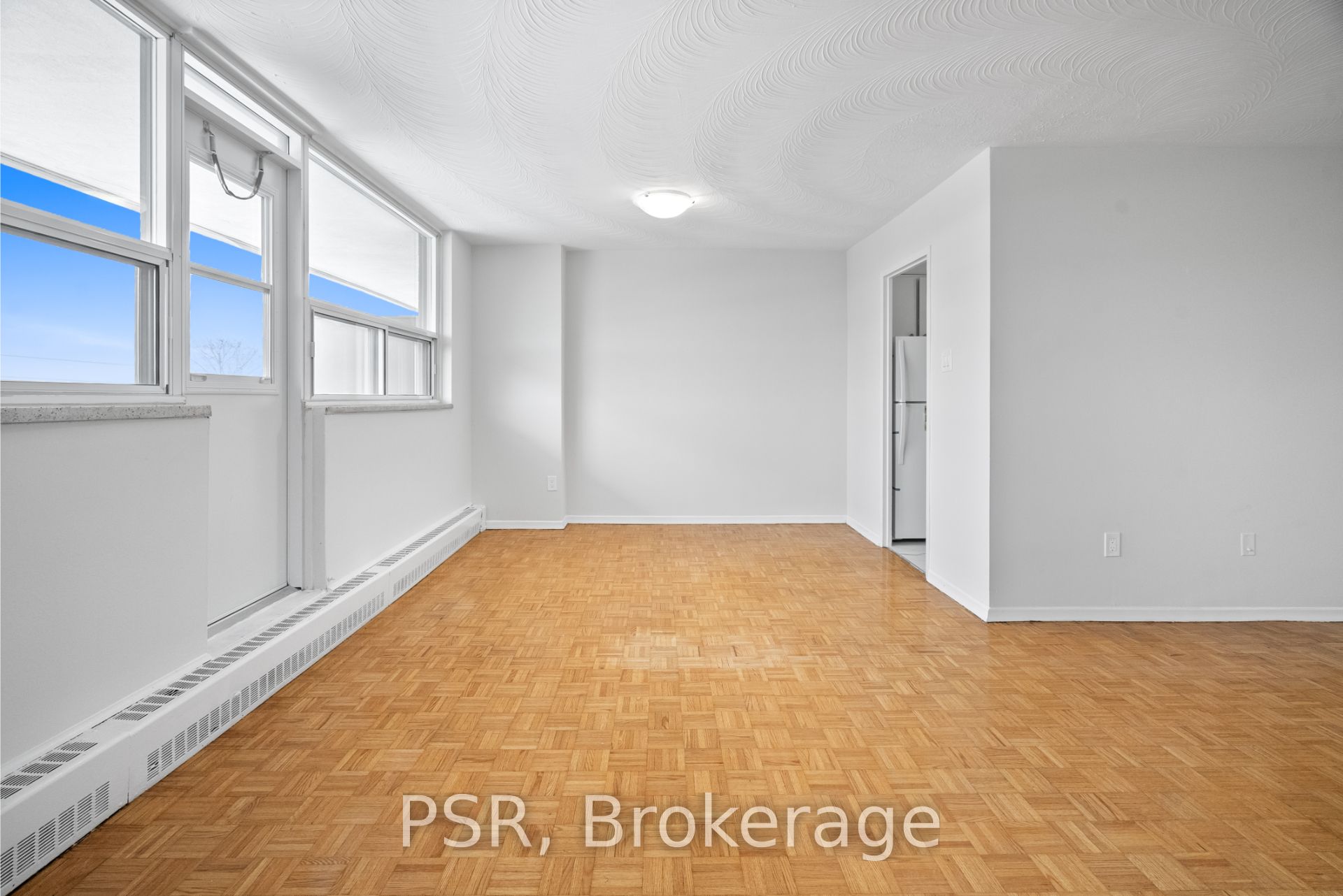 Additional image 2 of 204-105 Rowena Drive, Toronto, ON, M3A 1R2