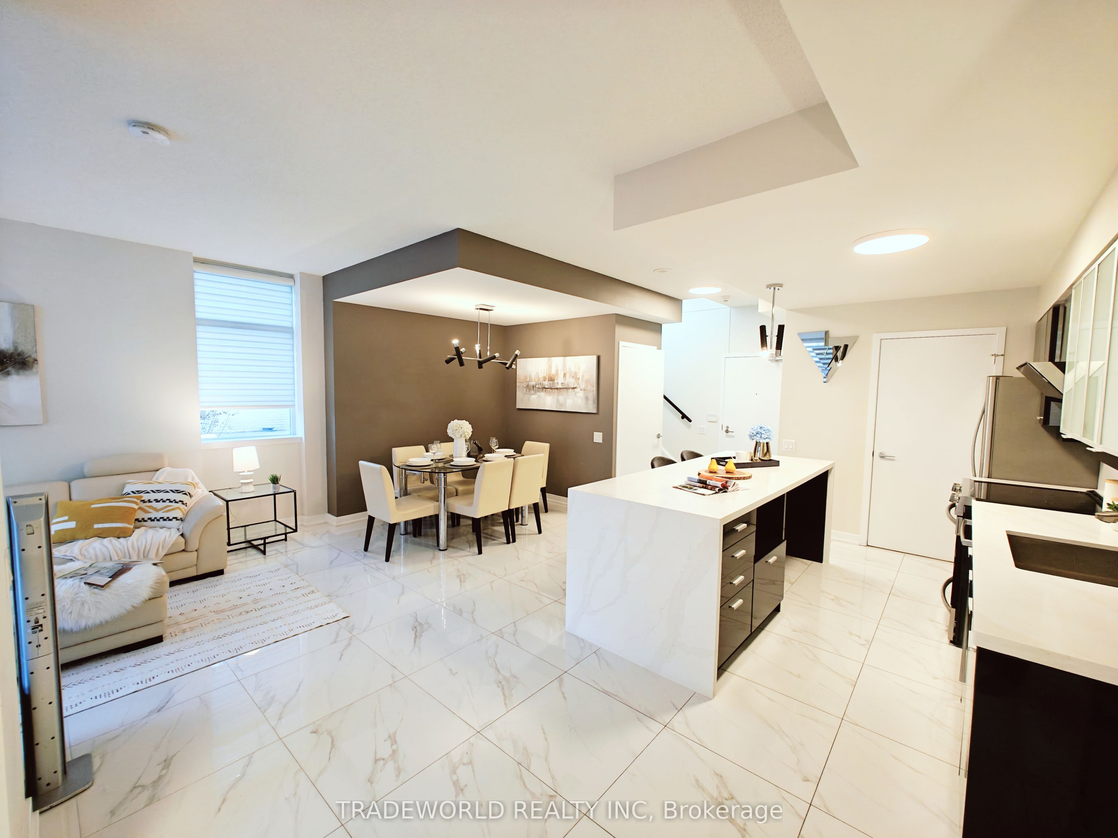 Additional image 2 of Th10-19 Singer Court, Toronto, ON, M2K 0B2