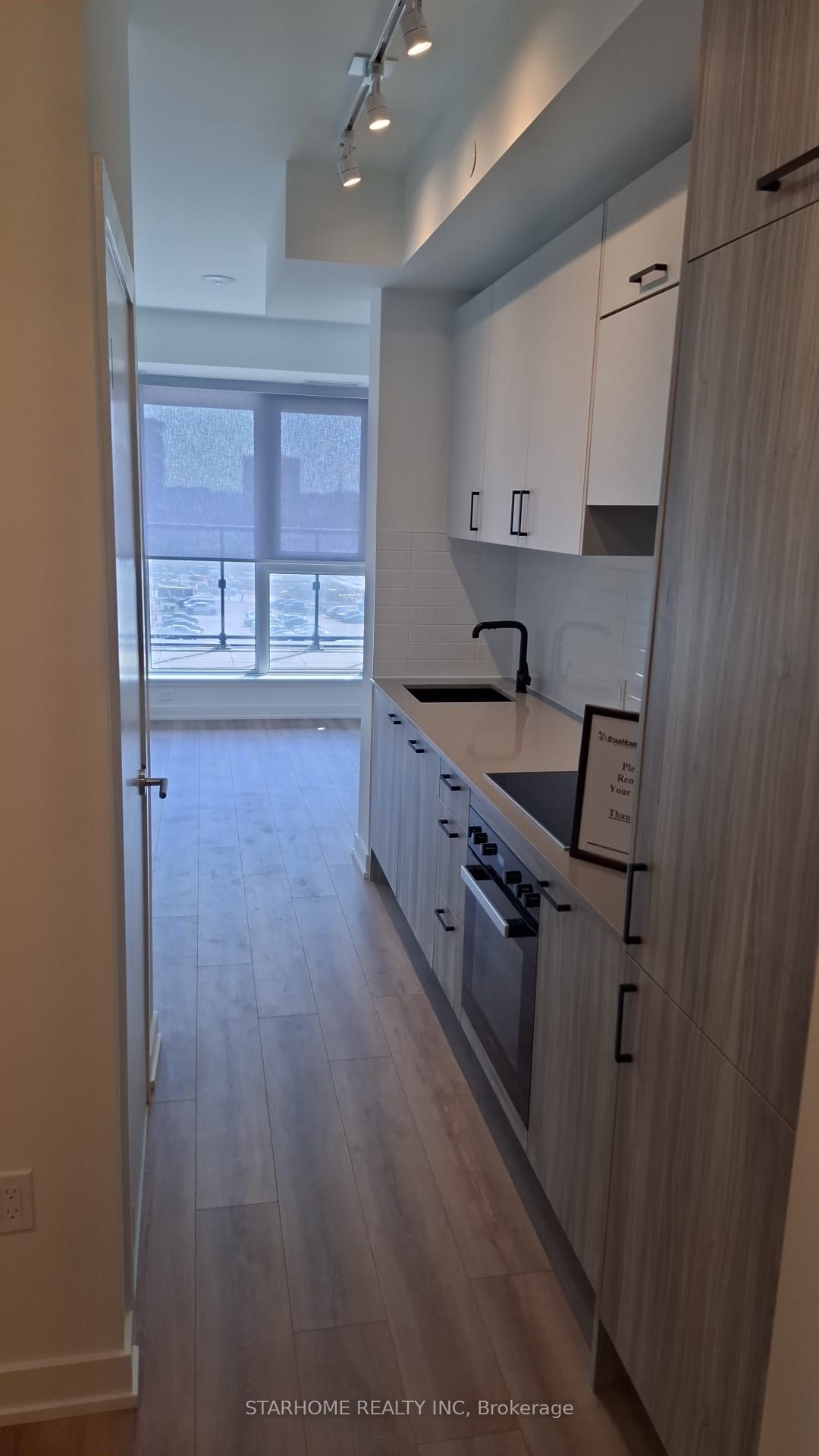 Additional image 4 of 508-5 Quarrington Lane, Toronto, ON, M3C 0S5